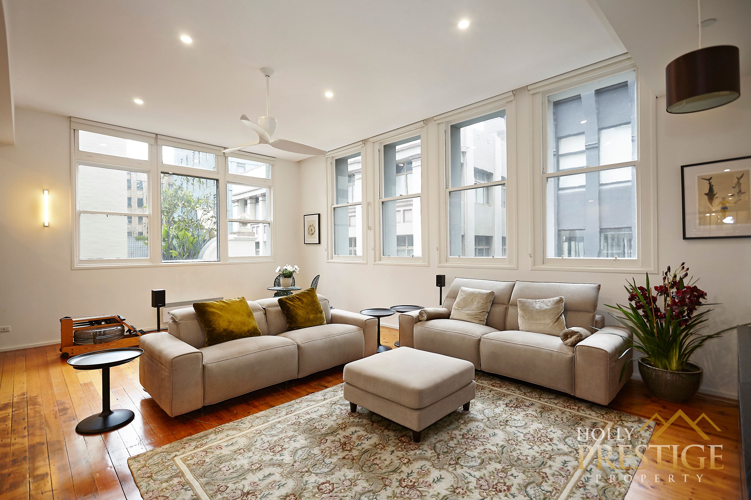 501/9 Bligh Place, Melbourne - Thumbnail 2