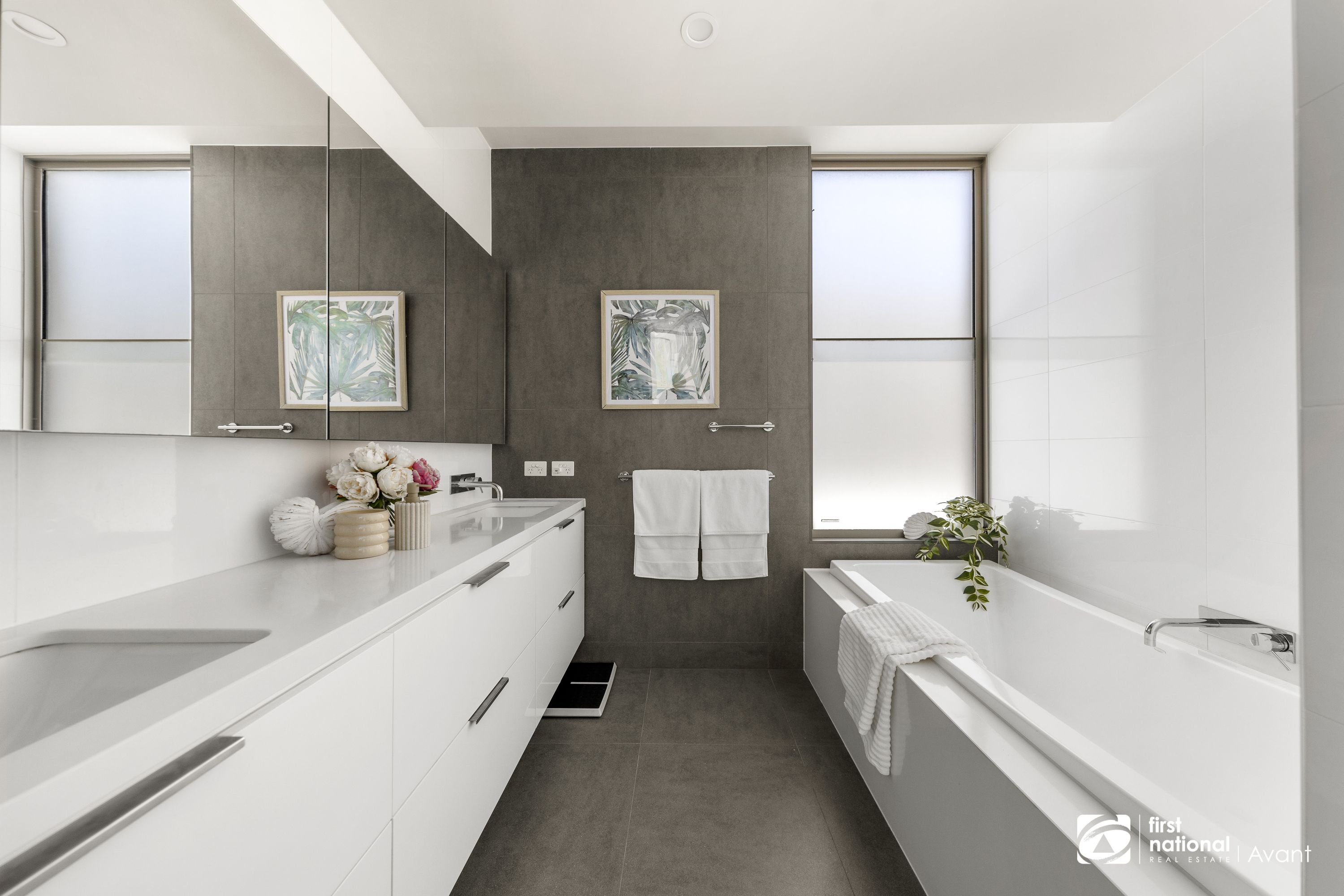 8 Moreton Close, Kew - Thumbnail 8