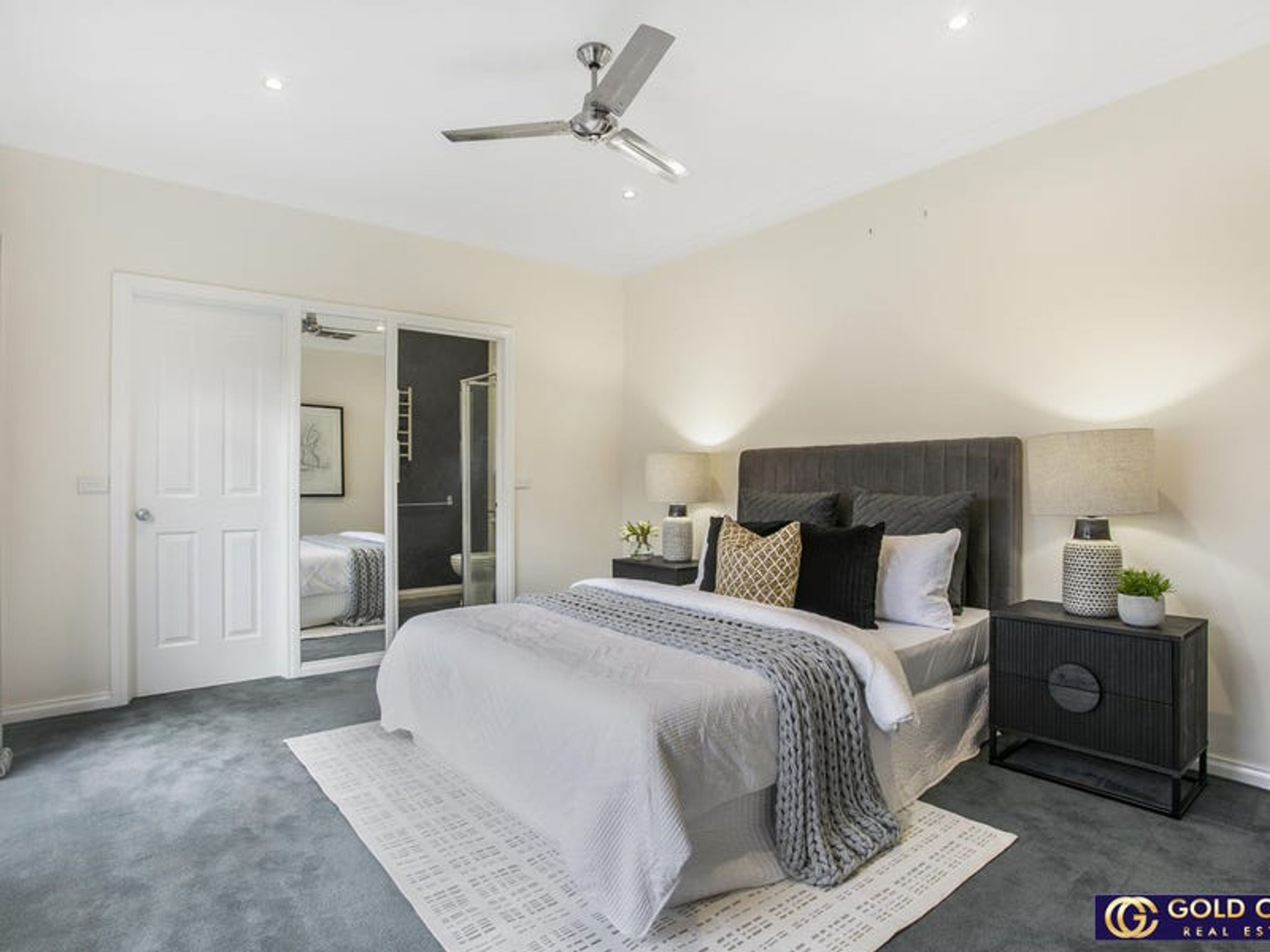 6 Fetlock Lane, Cranbourne East - Thumbnail 2