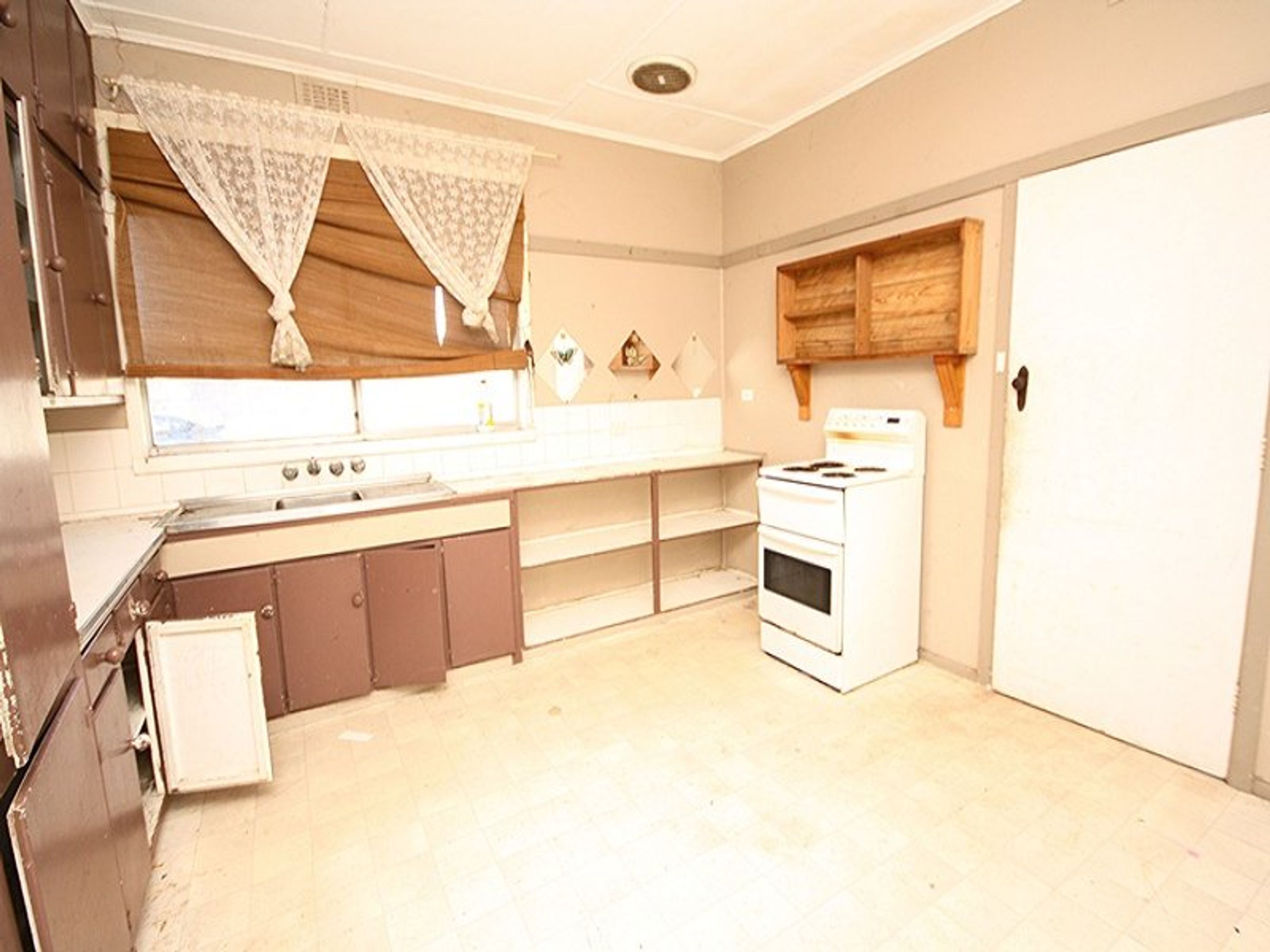 15 Anna Street, Dimboola VIC 3414, Dimboola - Thumbnail 2