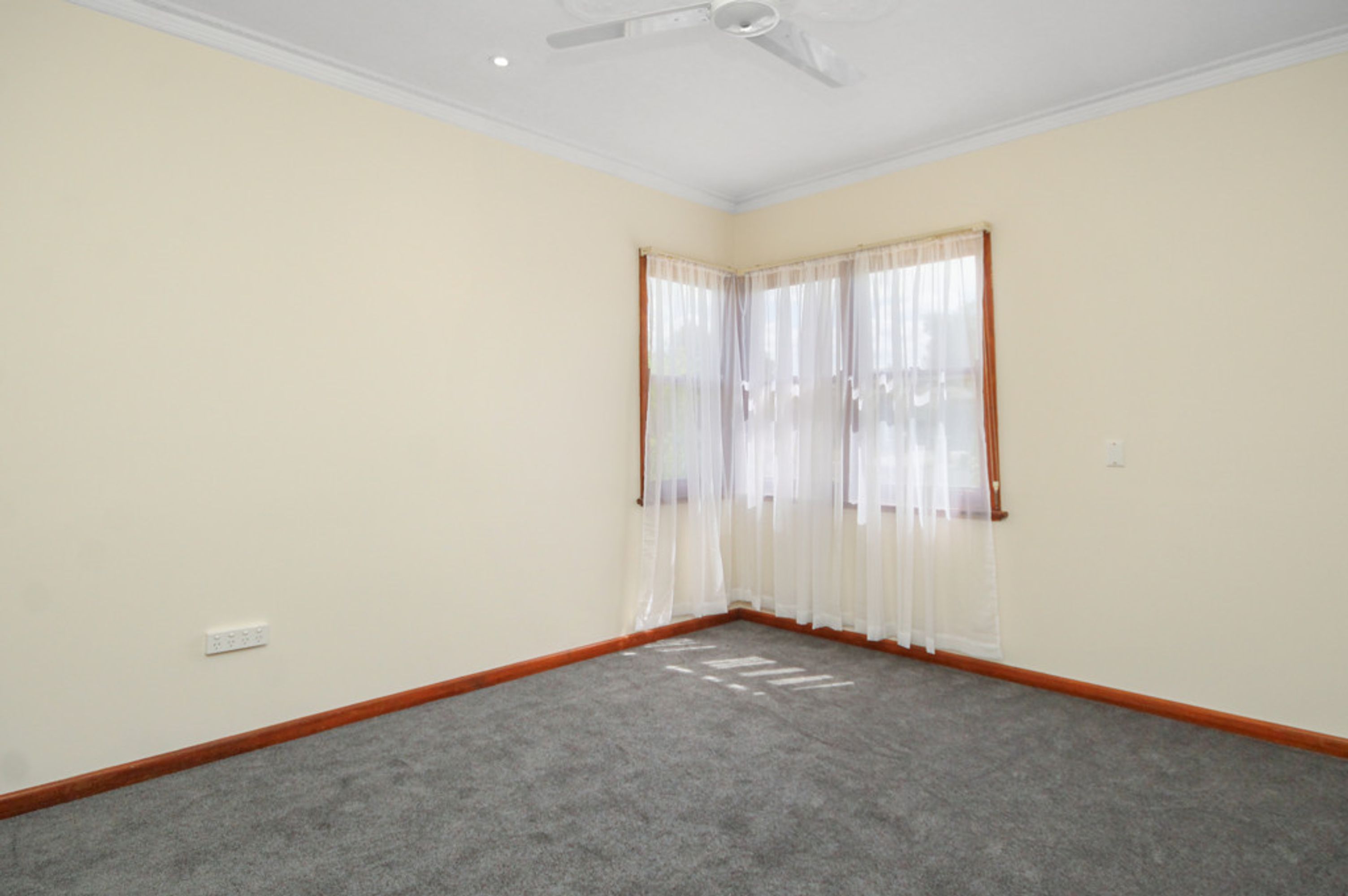 20 Valentine Avenue, Horsham VIC 3400, Horsham - Thumbnail 4