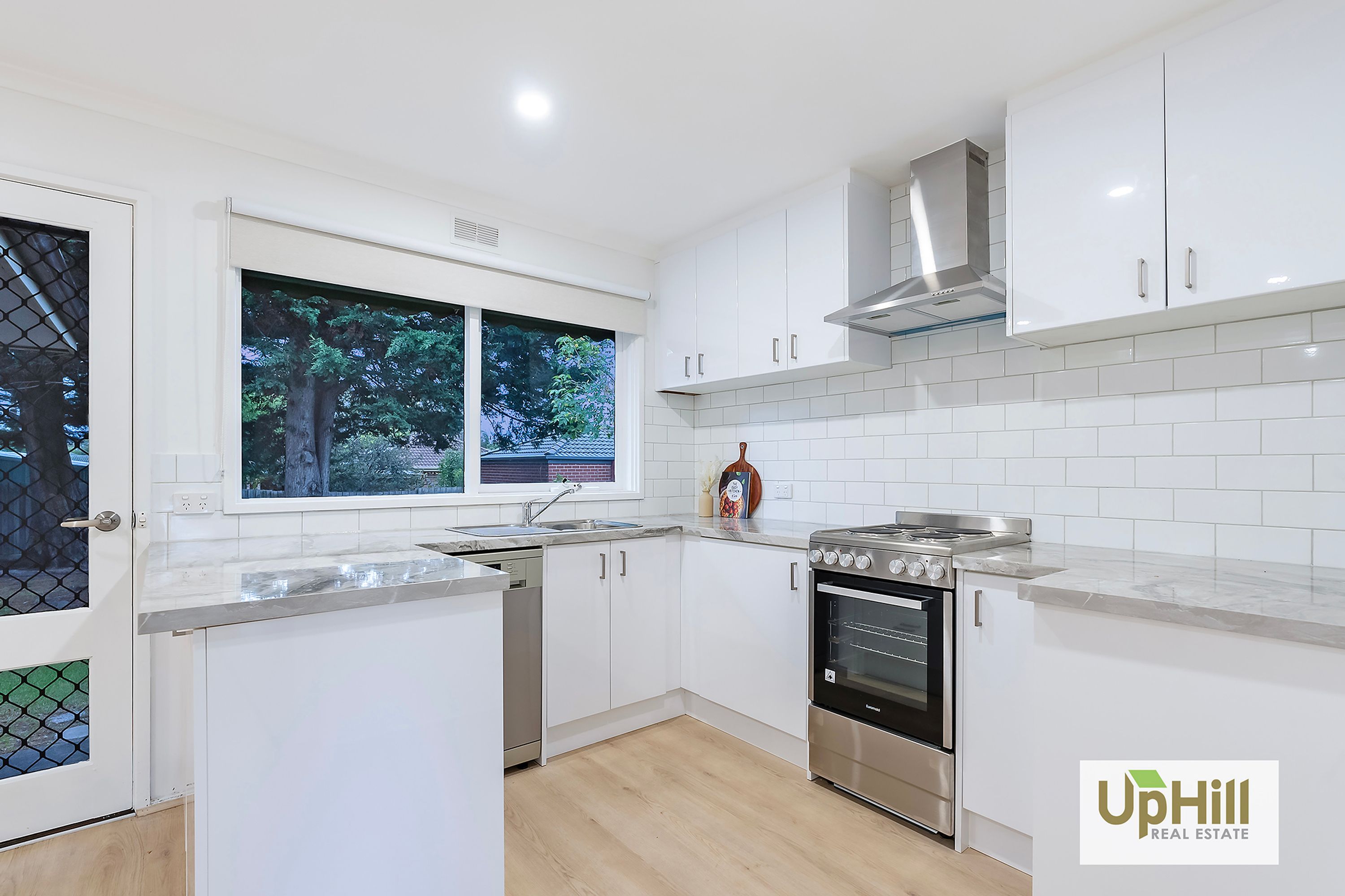 39 Fairbairn Road, Cranbourne - Thumbnail 7