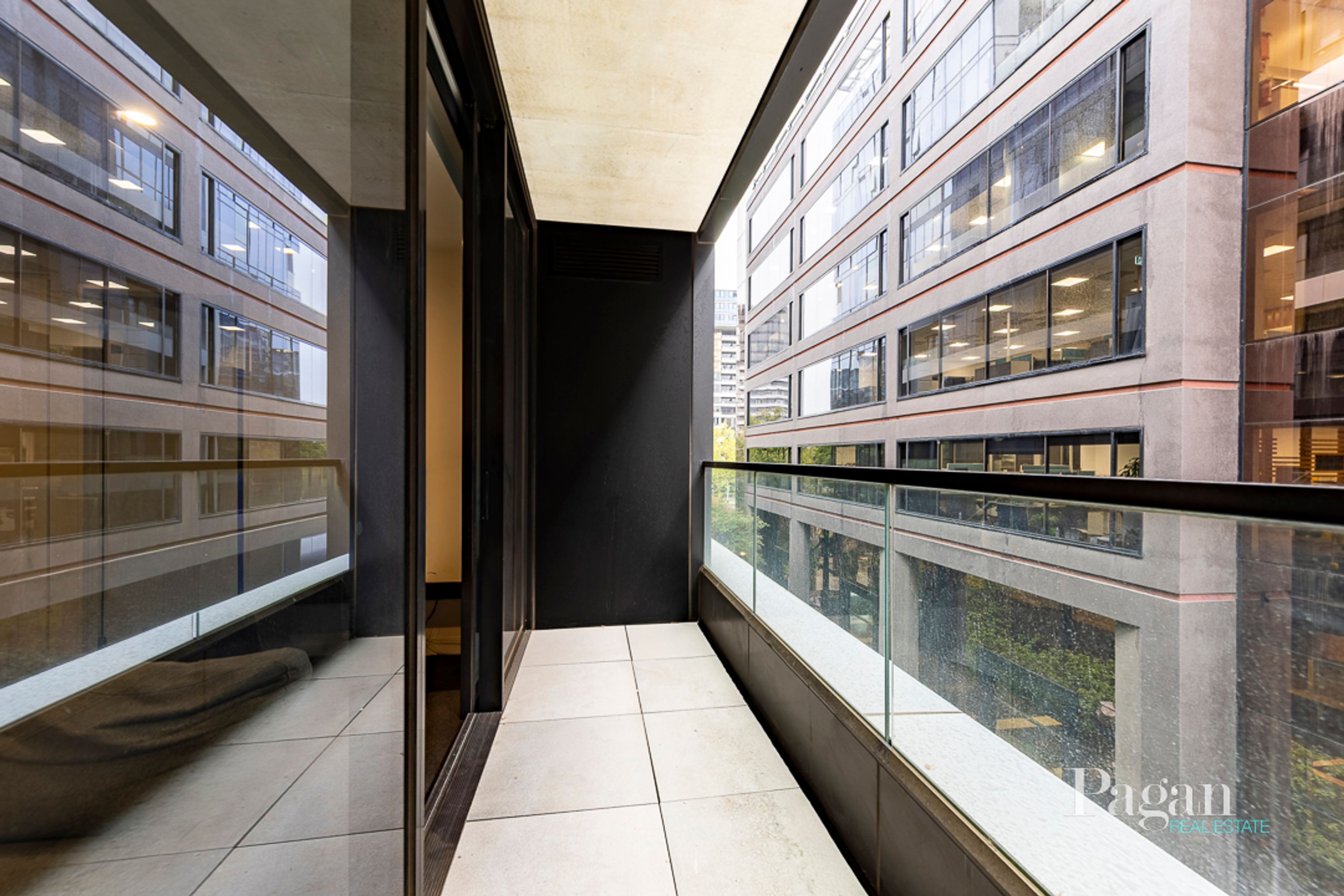 208/555 St Kilda Road, Melbourne - Thumbnail 8