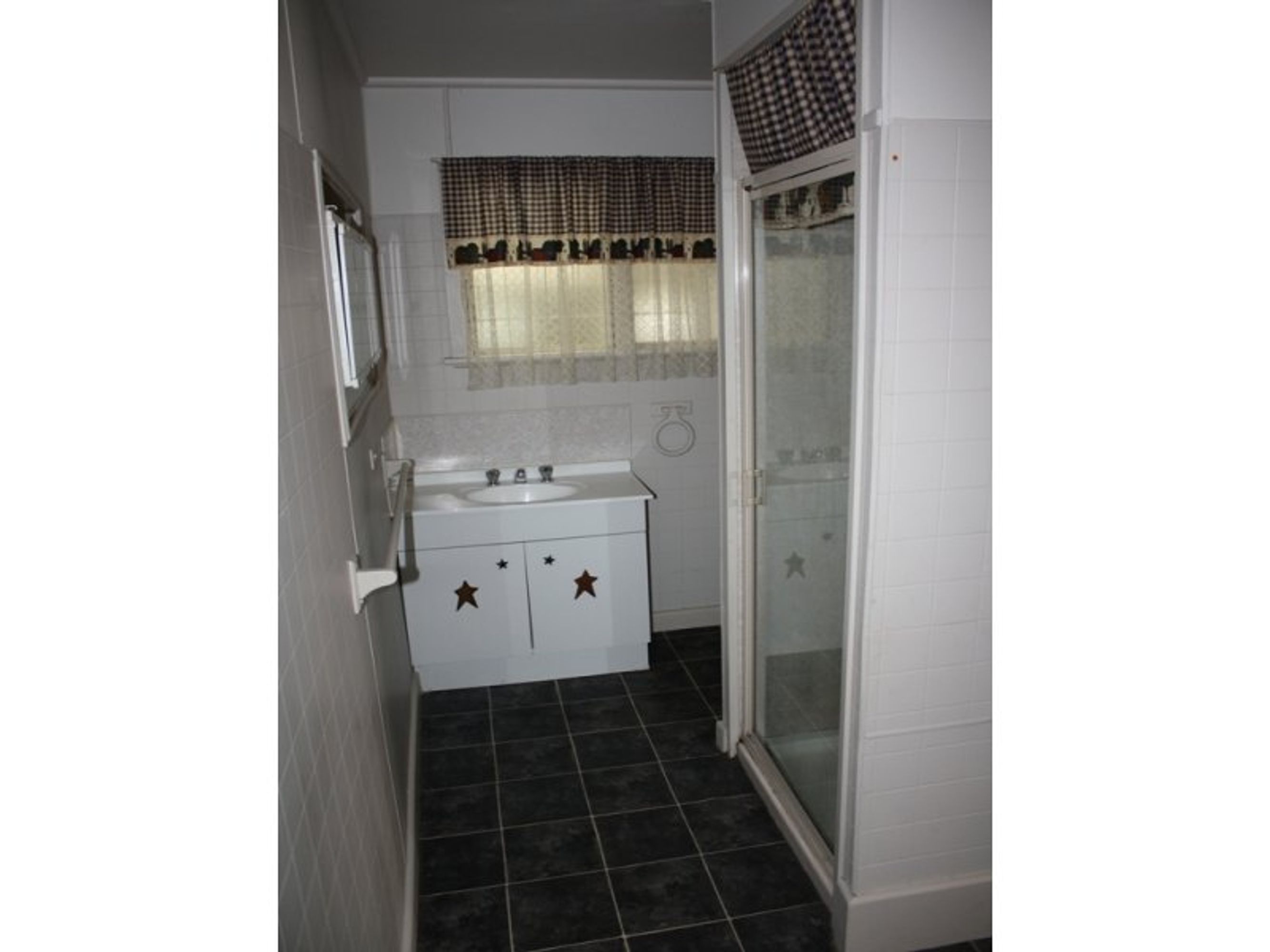 13 Wattle Street, Horsham VIC 3400, Horsham - Thumbnail 6
