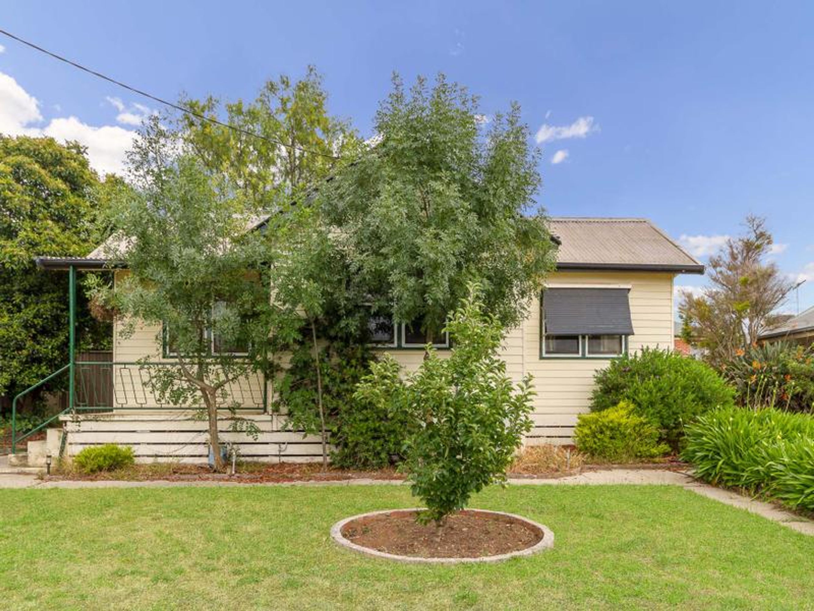 3 Simpsons Road, Eaglehawk