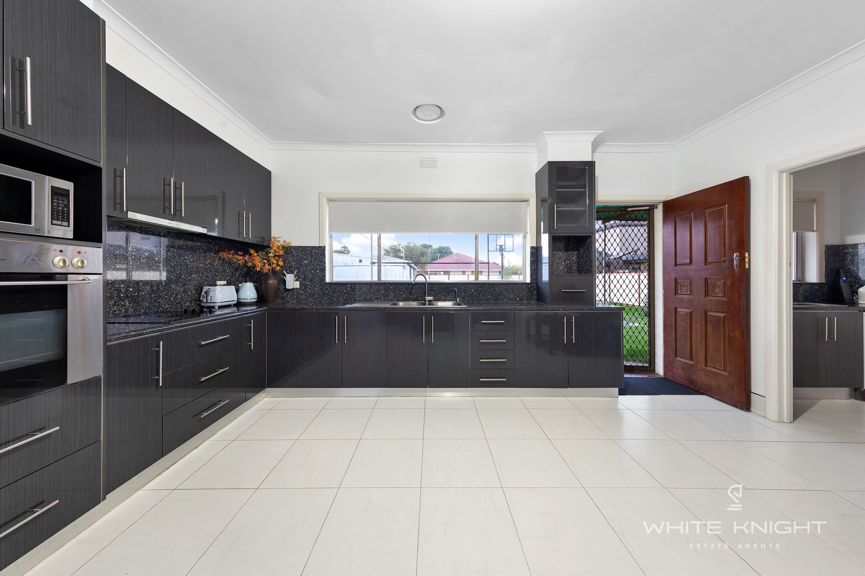 28 Conrad Street, St Albans VIC 3021, St Albans - Thumbnail 3