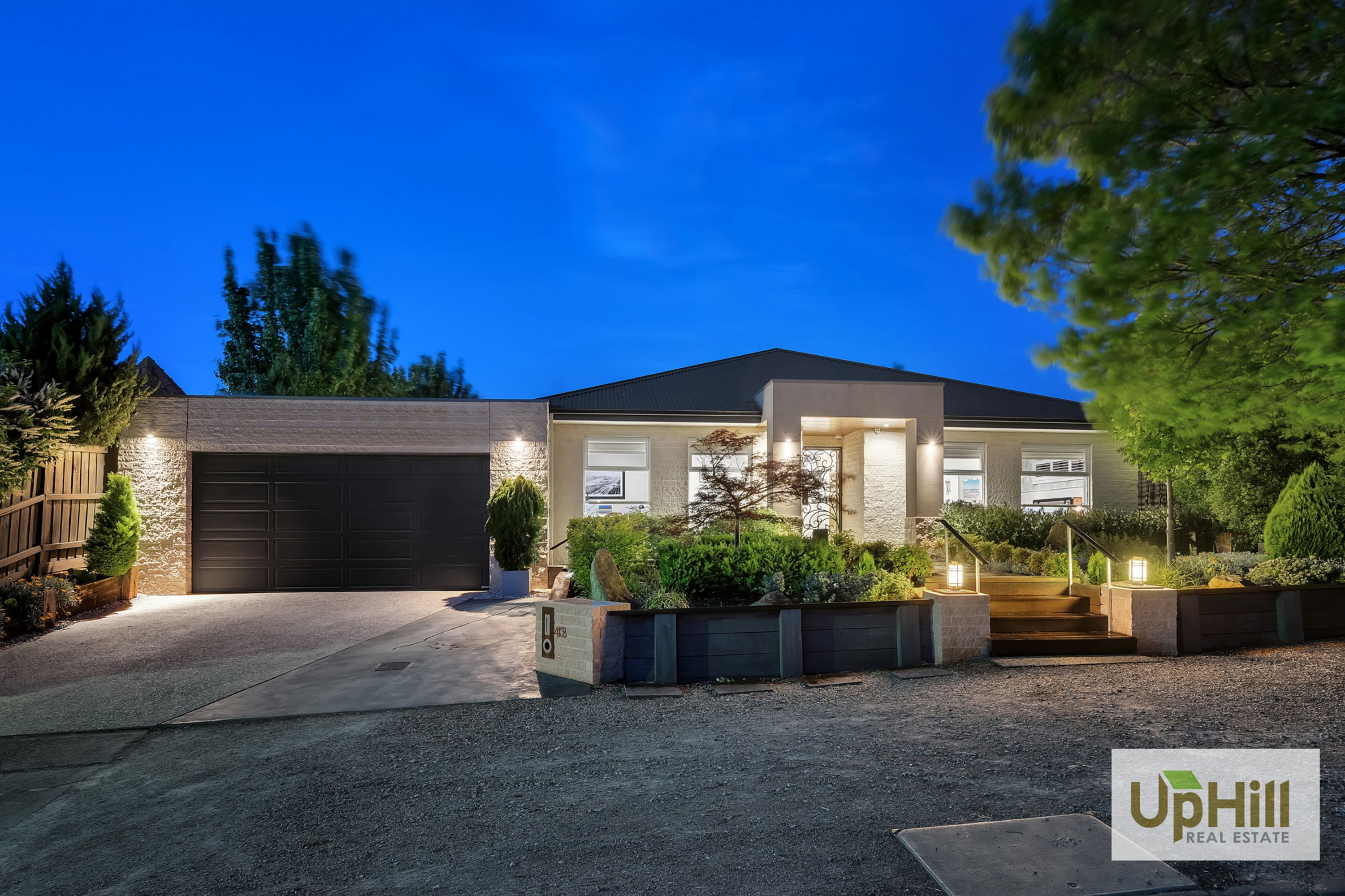 43 Hillgrove Crescent, Berwick - Image 1