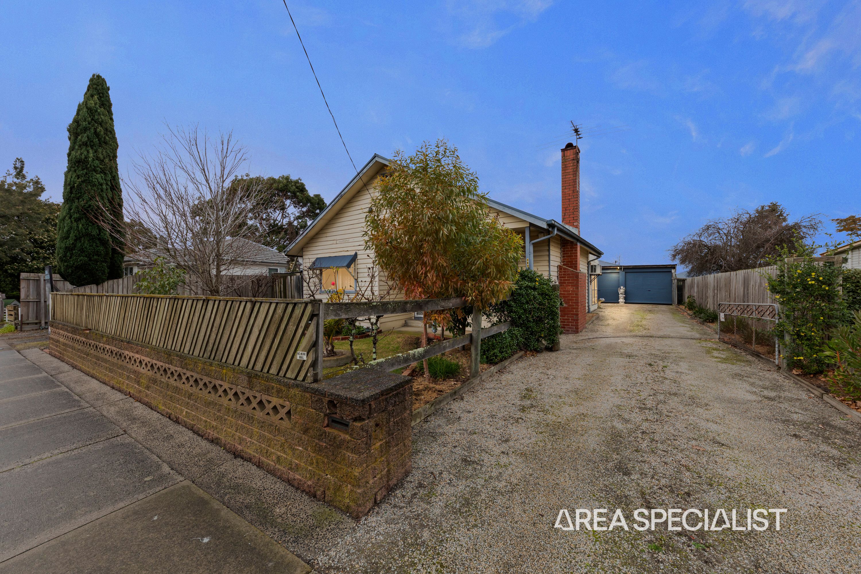 382 Rossiter Road, Koo Wee Rup - Image 1