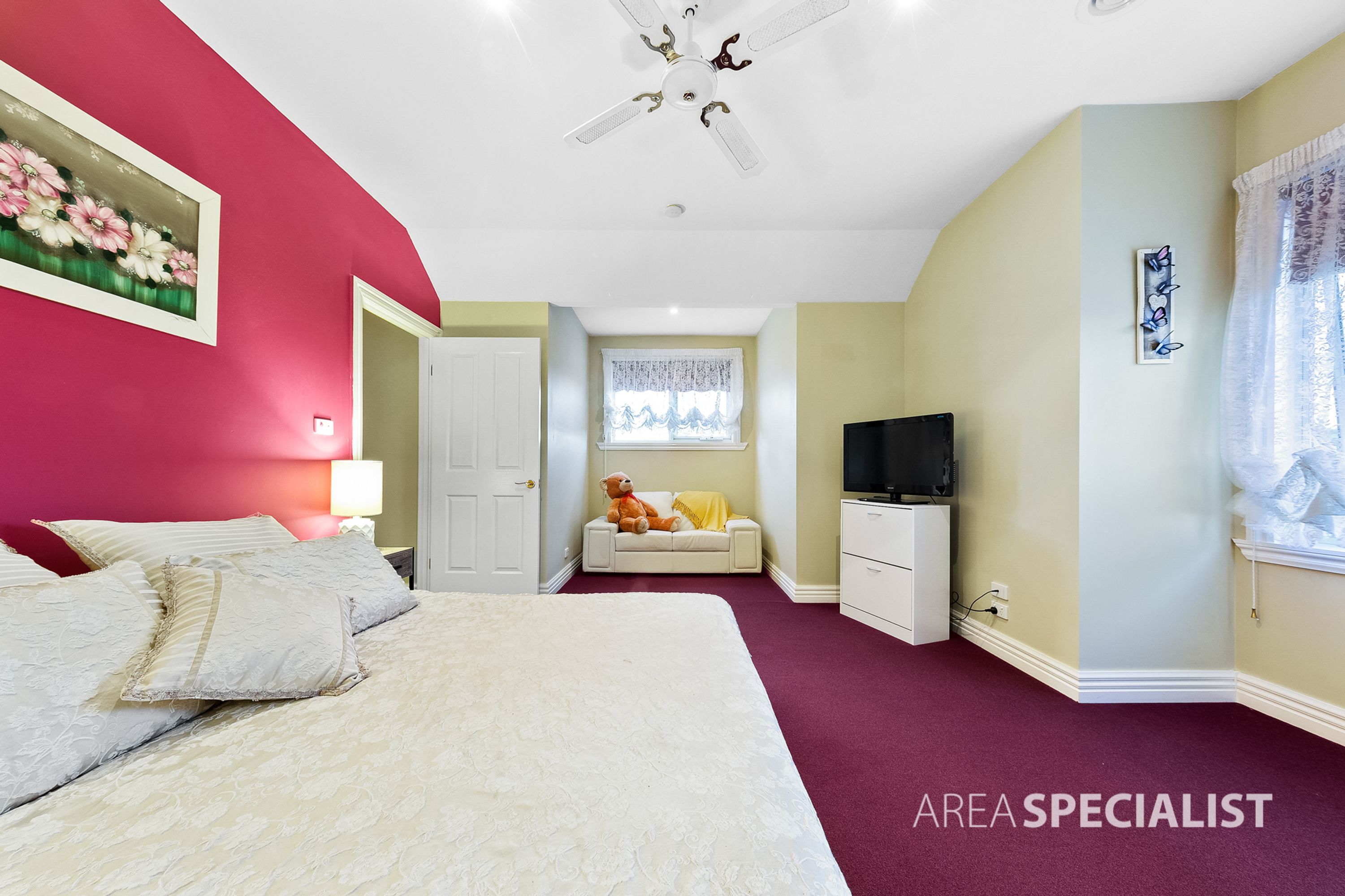 24 Thomson Way, Taylors Hill VIC 3037, Taylors Hill - Thumbnail 8