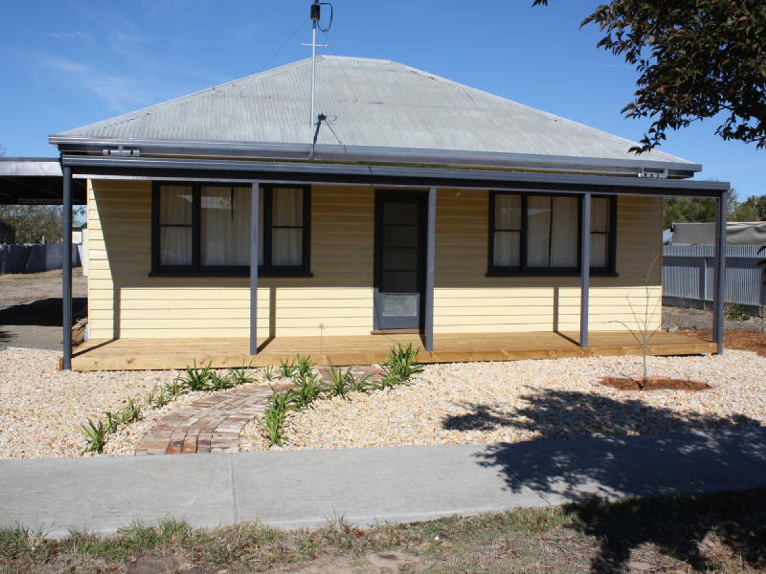 1 Colin Street, Horsham VIC 3400