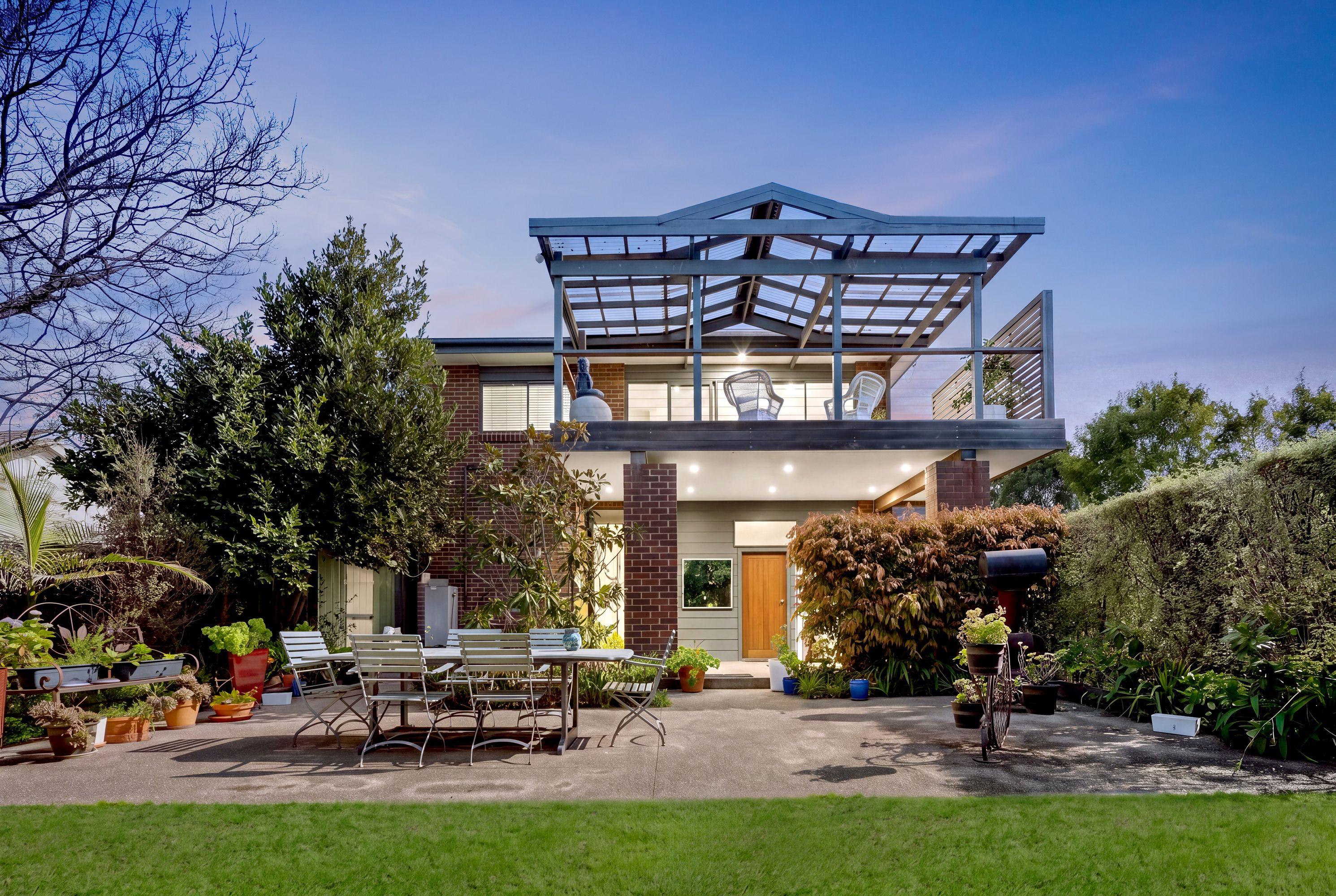17 King Georges Avenue, Mornington - Image 1