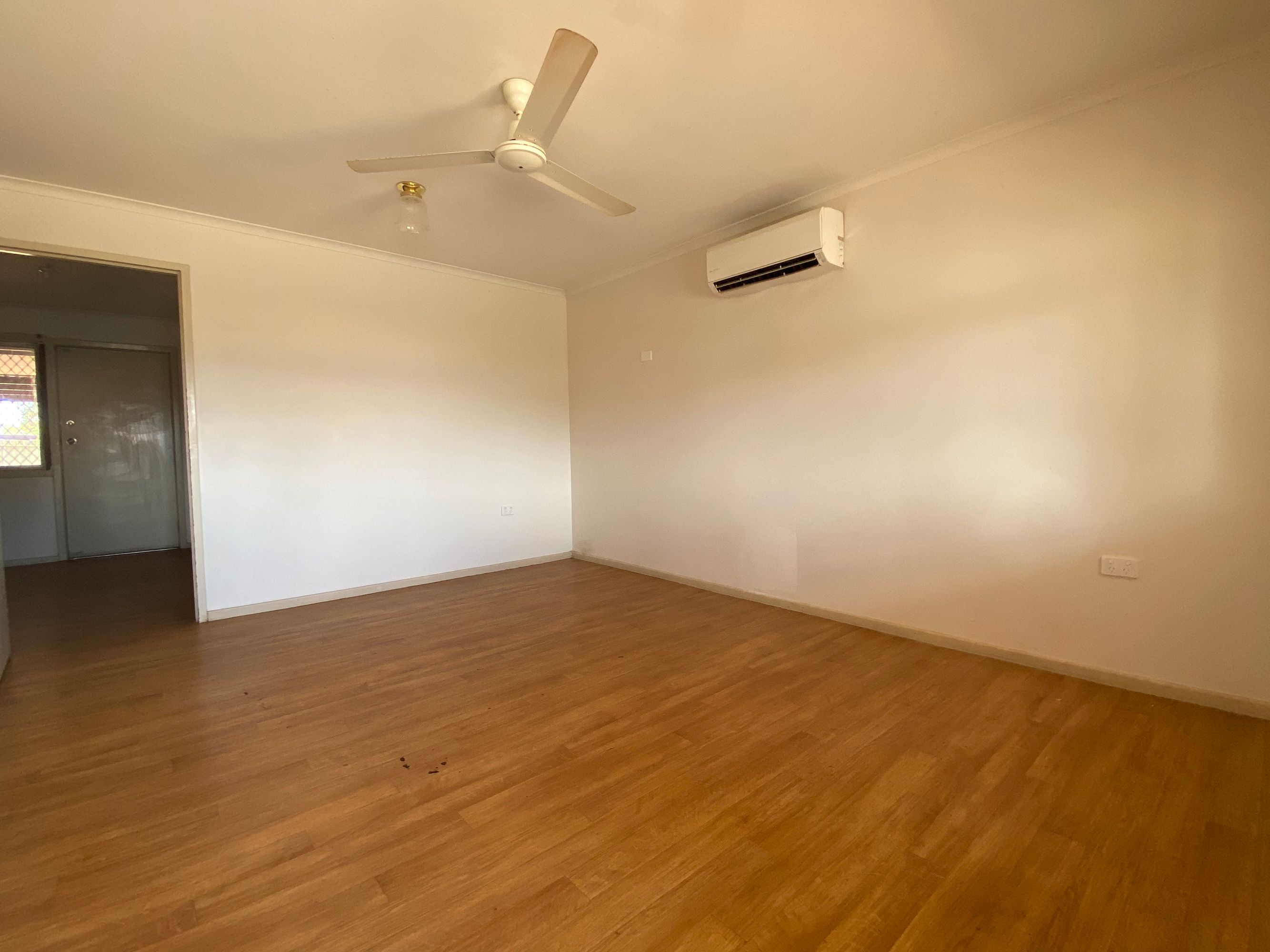 48 Somerset Crescent, South Hedland, South Hedland - Thumbnail 3