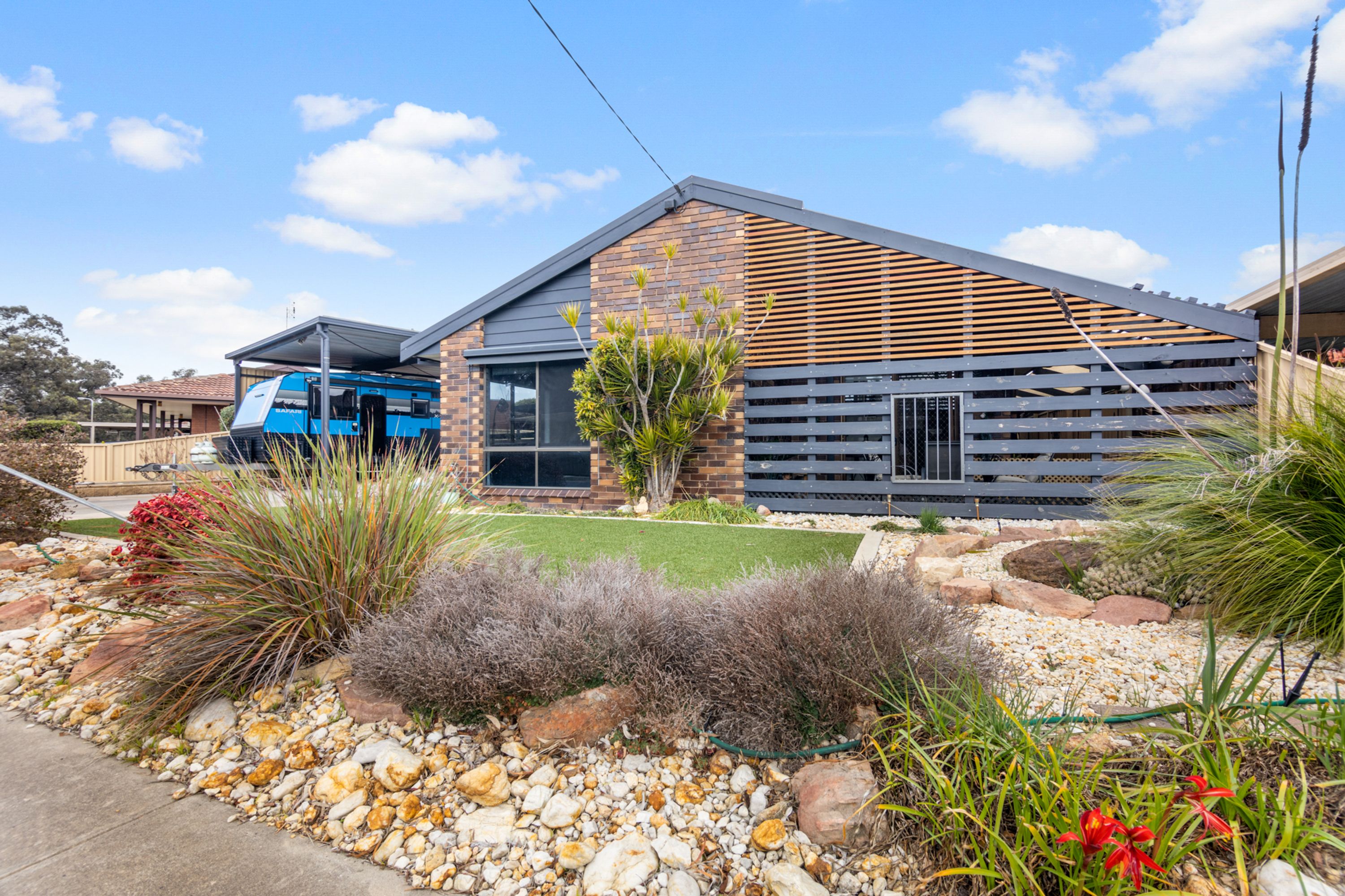 11 Wotonga Drive, Horsham VIC 3400