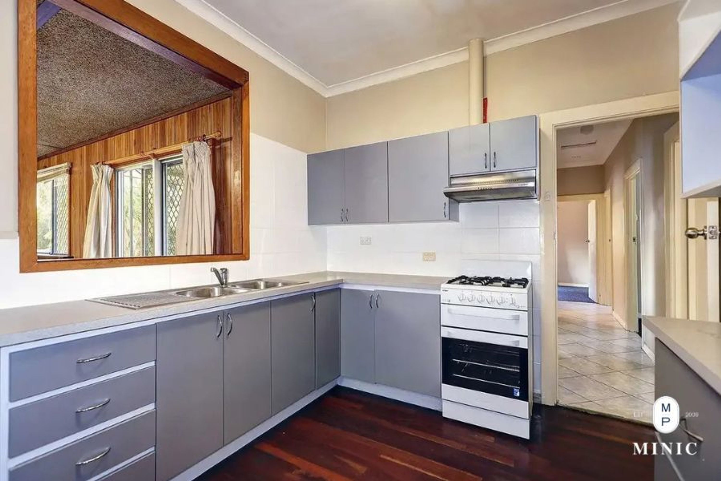 11 Reen Street, St James, St James - Thumbnail 2