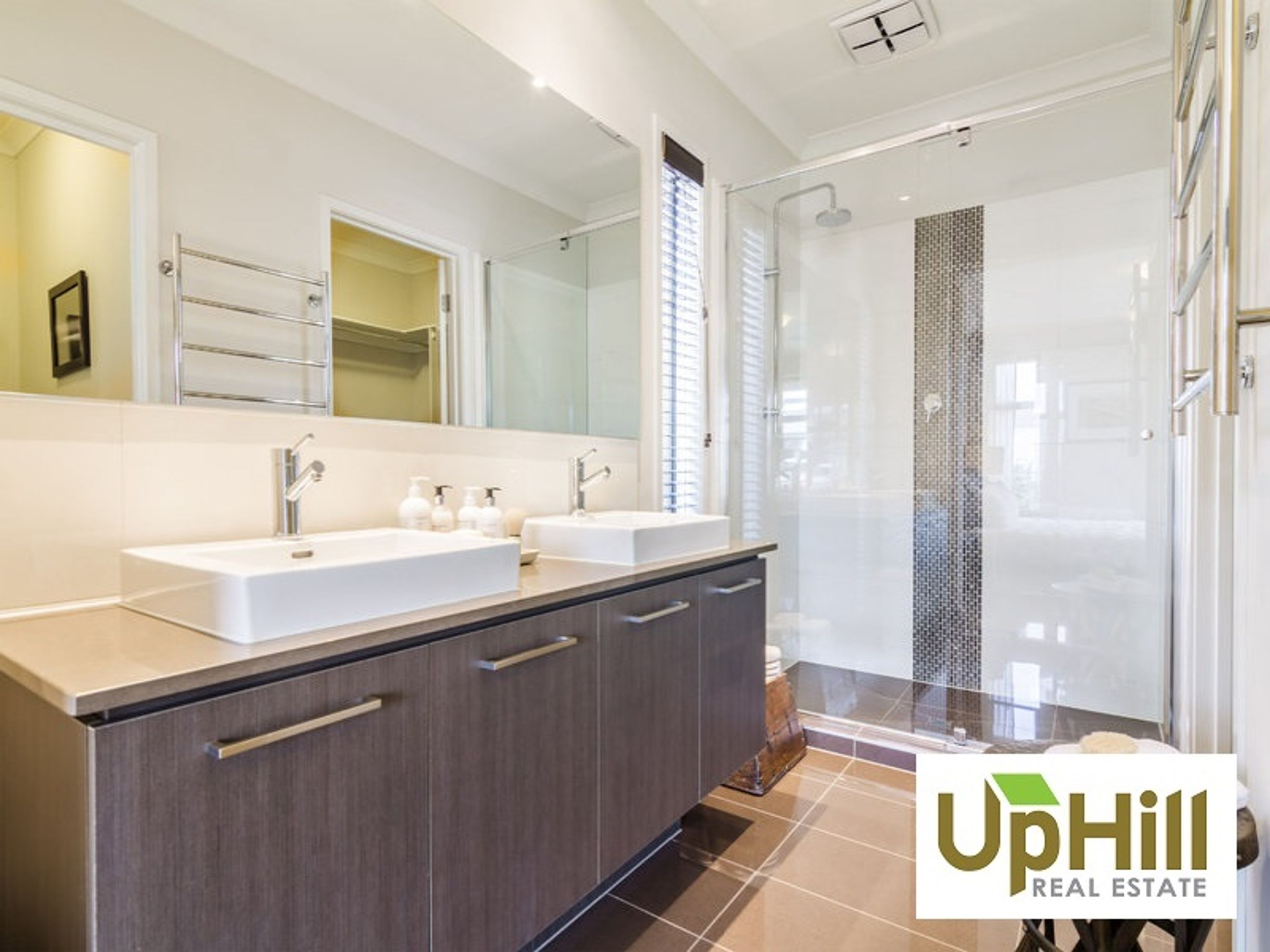 271 HEATHER GROVE, Clyde North - Thumbnail 3