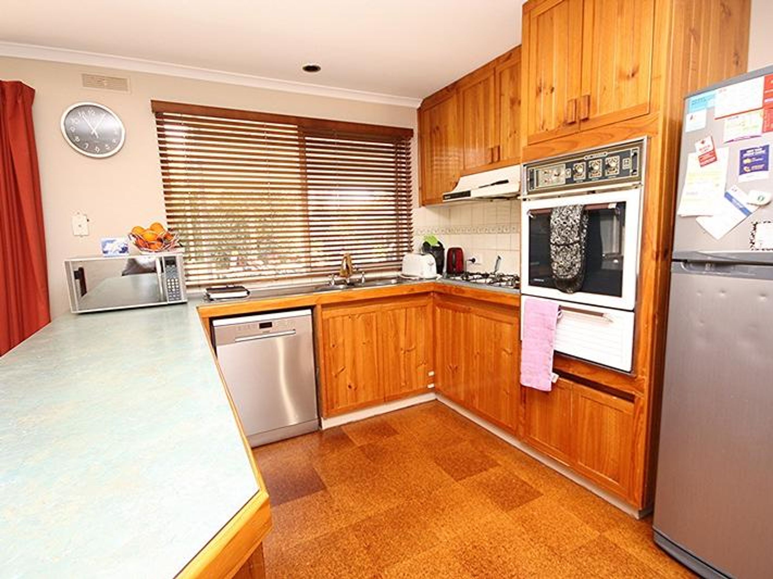 21 Churchill Road, Horsham VIC 3400, Horsham - Thumbnail 2