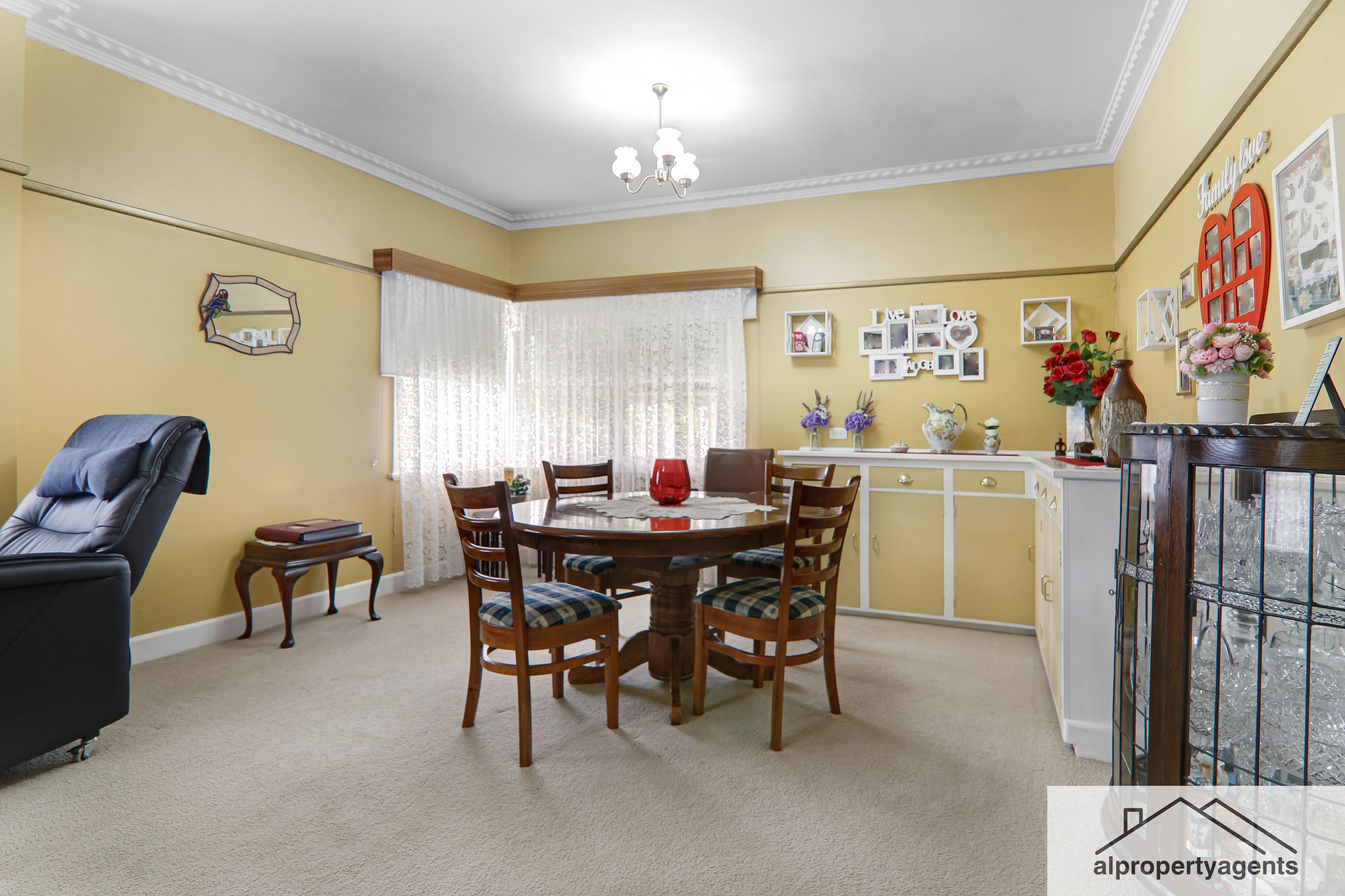 8 Centenary Avenue, Horsham VIC 3400, Horsham - Thumbnail 2