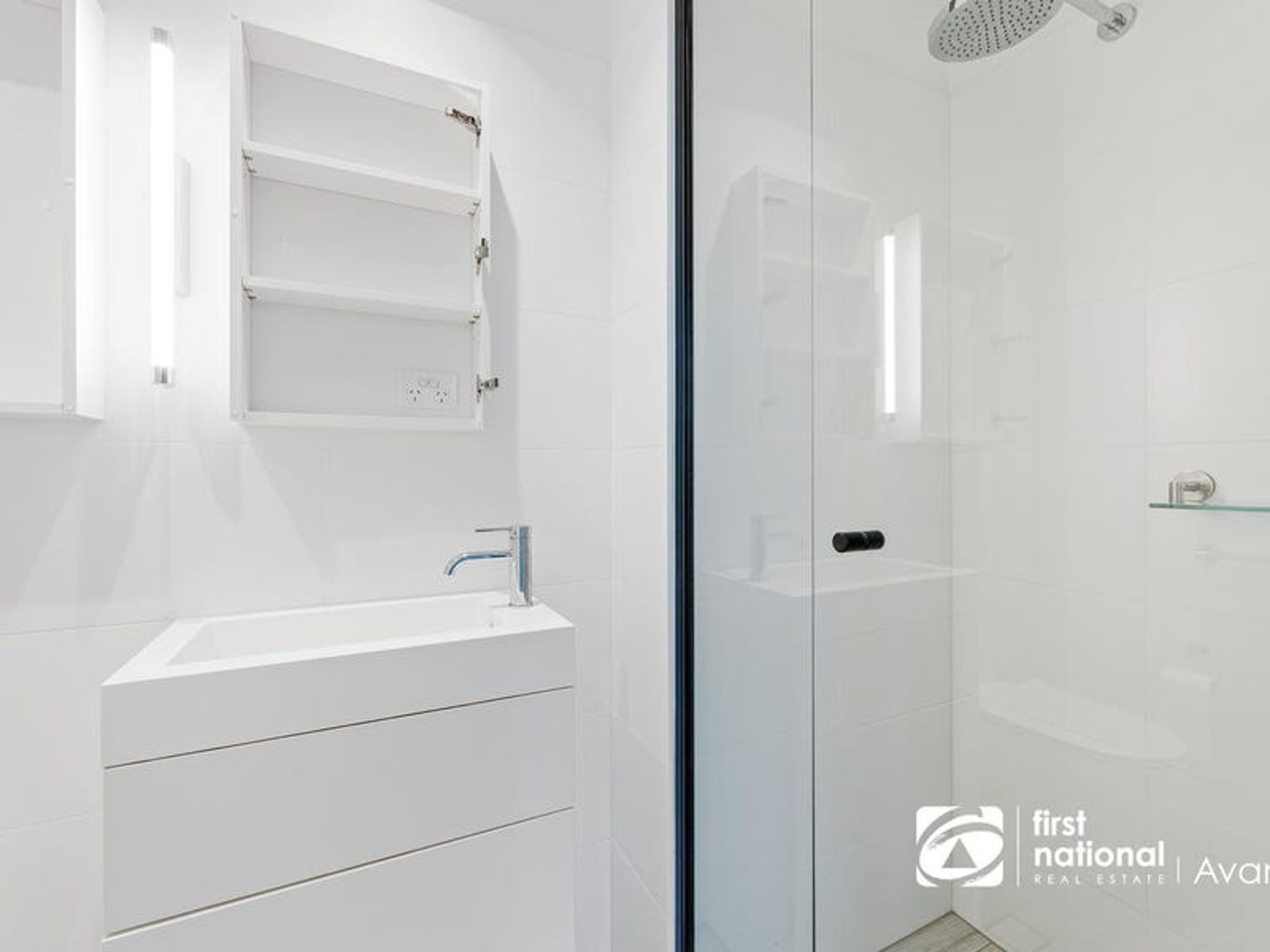 1902/462 Elizabeth Street, Melbourne - Thumbnail 5