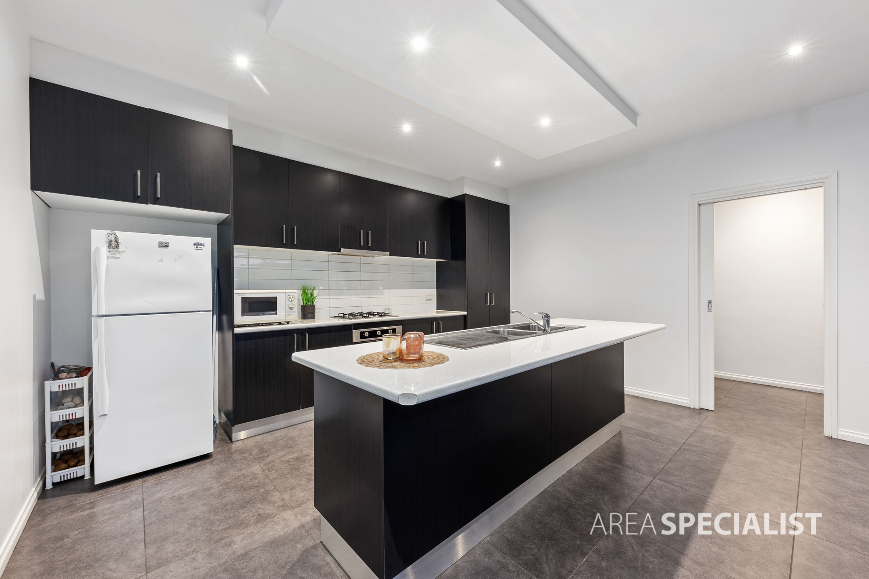 2/11 Luxford Street, St Albans VIC 3021, St Albans - Thumbnail 6