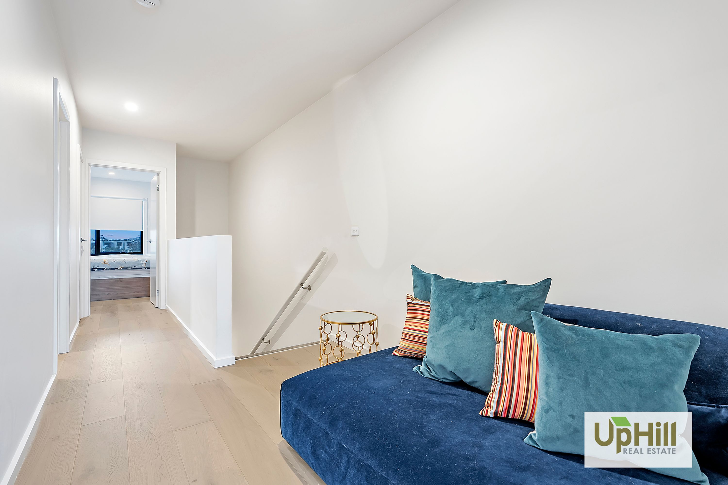 93 HAYTON PARK BOULEVARD, Cranbourne West - Thumbnail 8