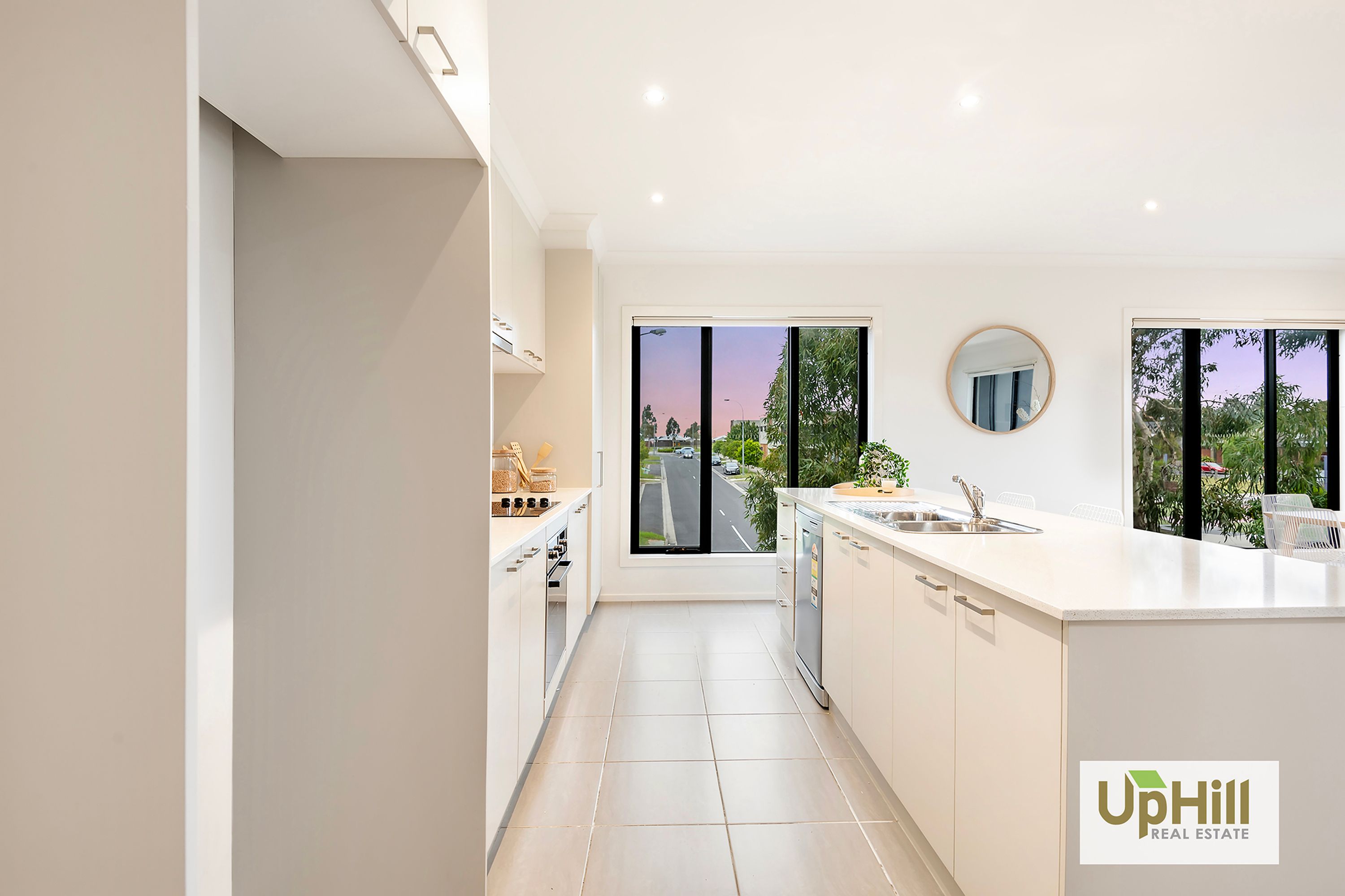 3 Doonhamer Place, Clyde North - Thumbnail 5