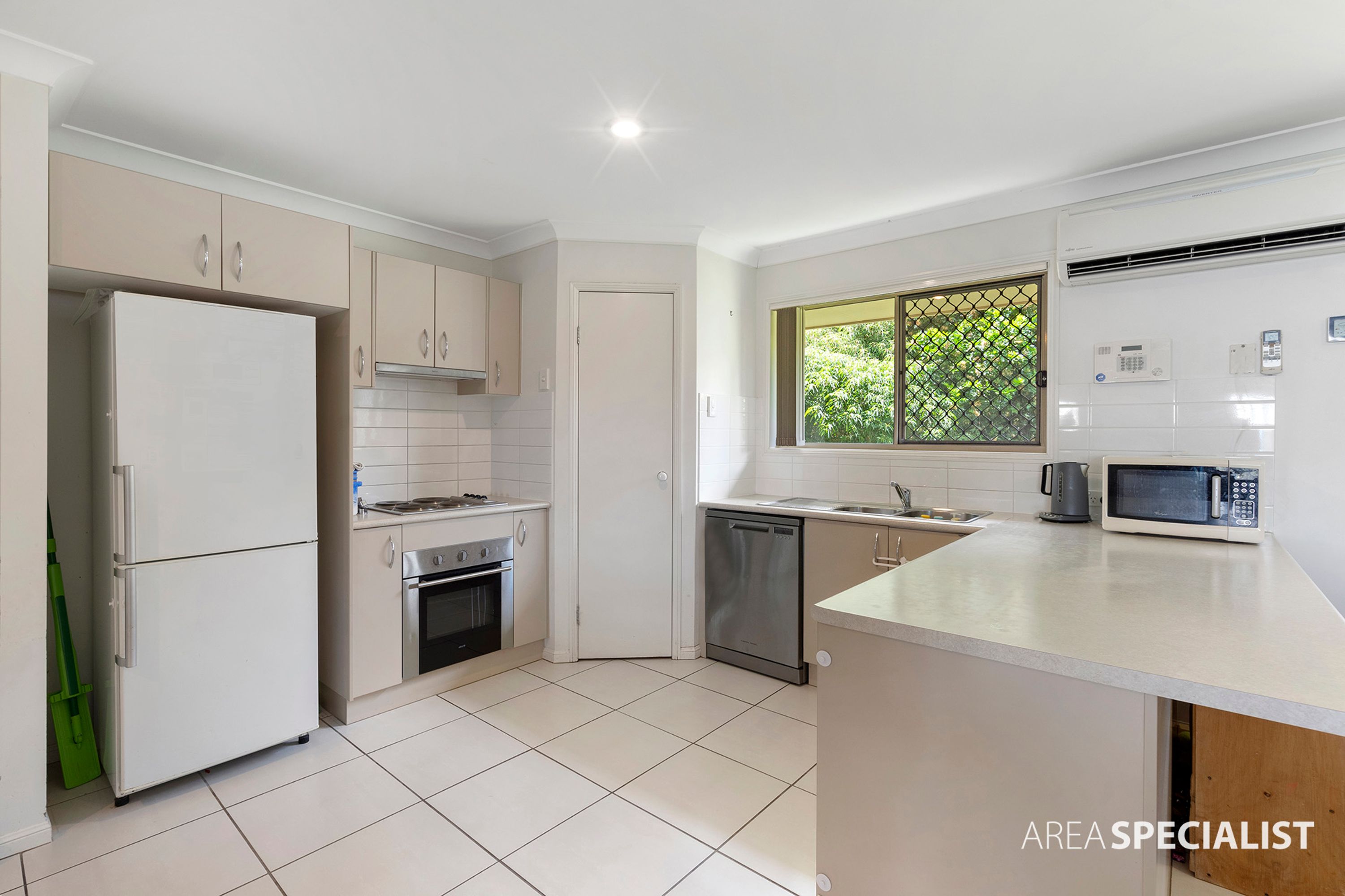 15 Hanover Drive, Pimpama, Pimpama - Thumbnail 5