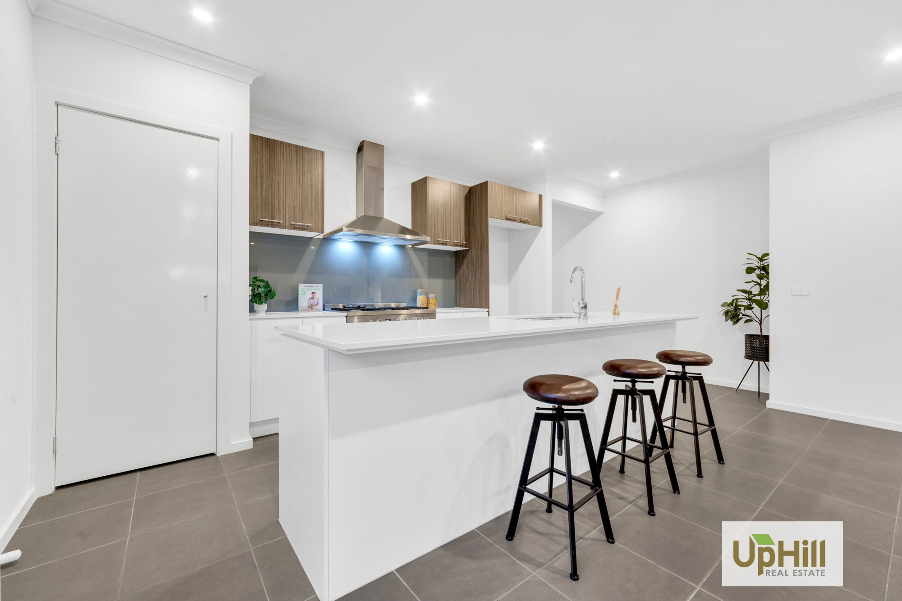 4 Castra Avenue, Clyde - Thumbnail 7