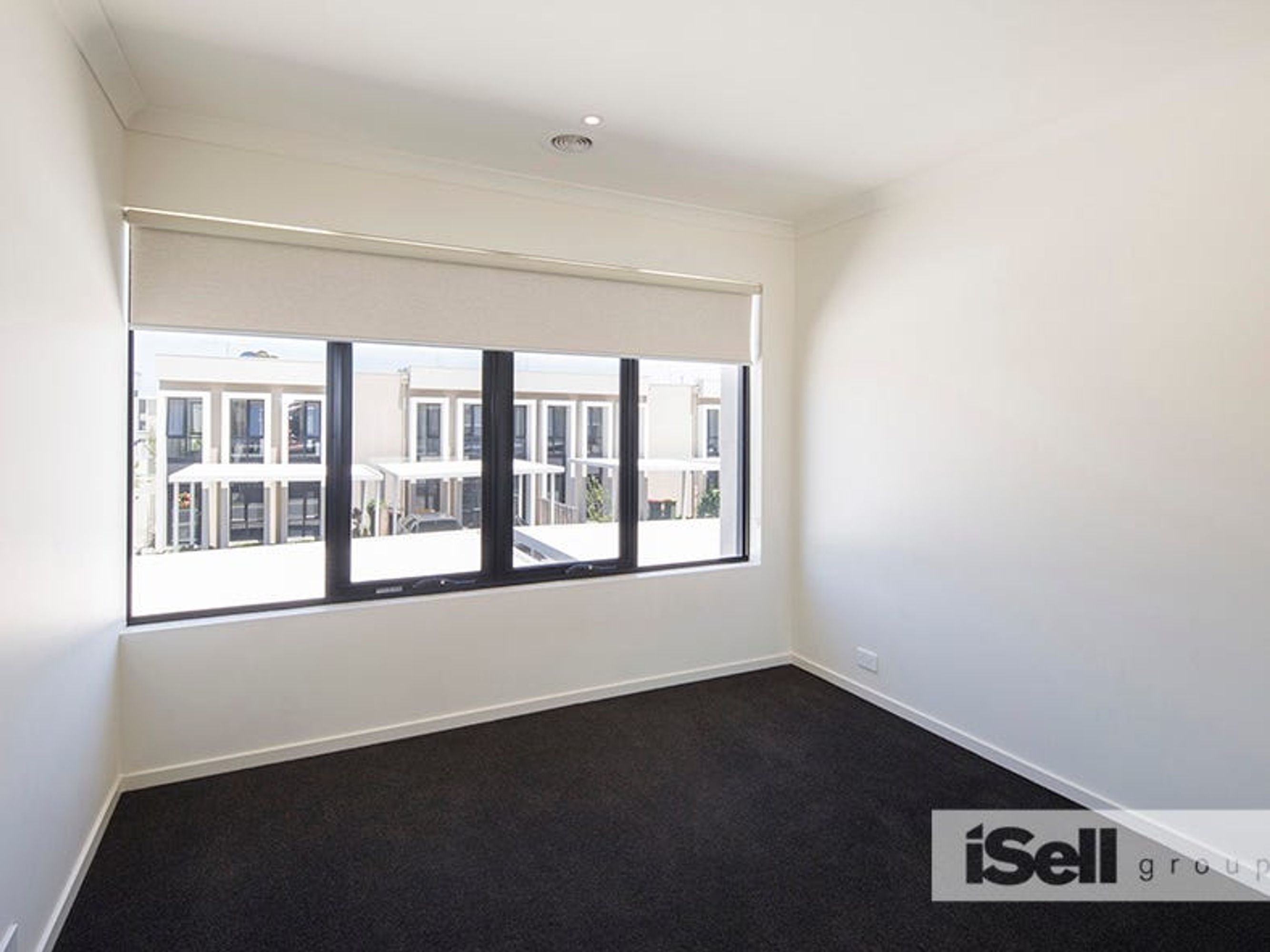 15 Orana Way, Springvale - Thumbnail 4