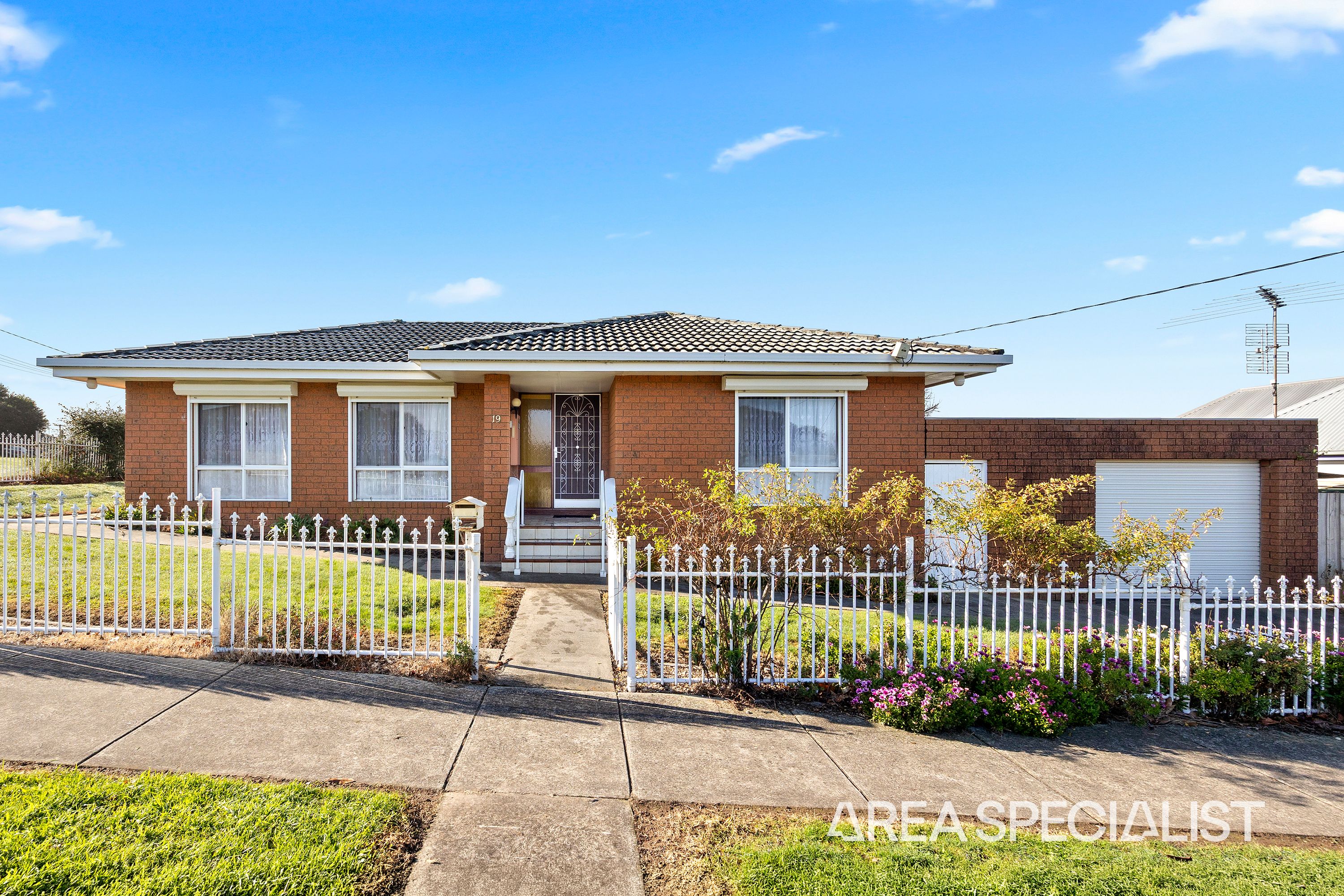 19 Shellcot Road, Korumburra, Korumburra - Image 1
