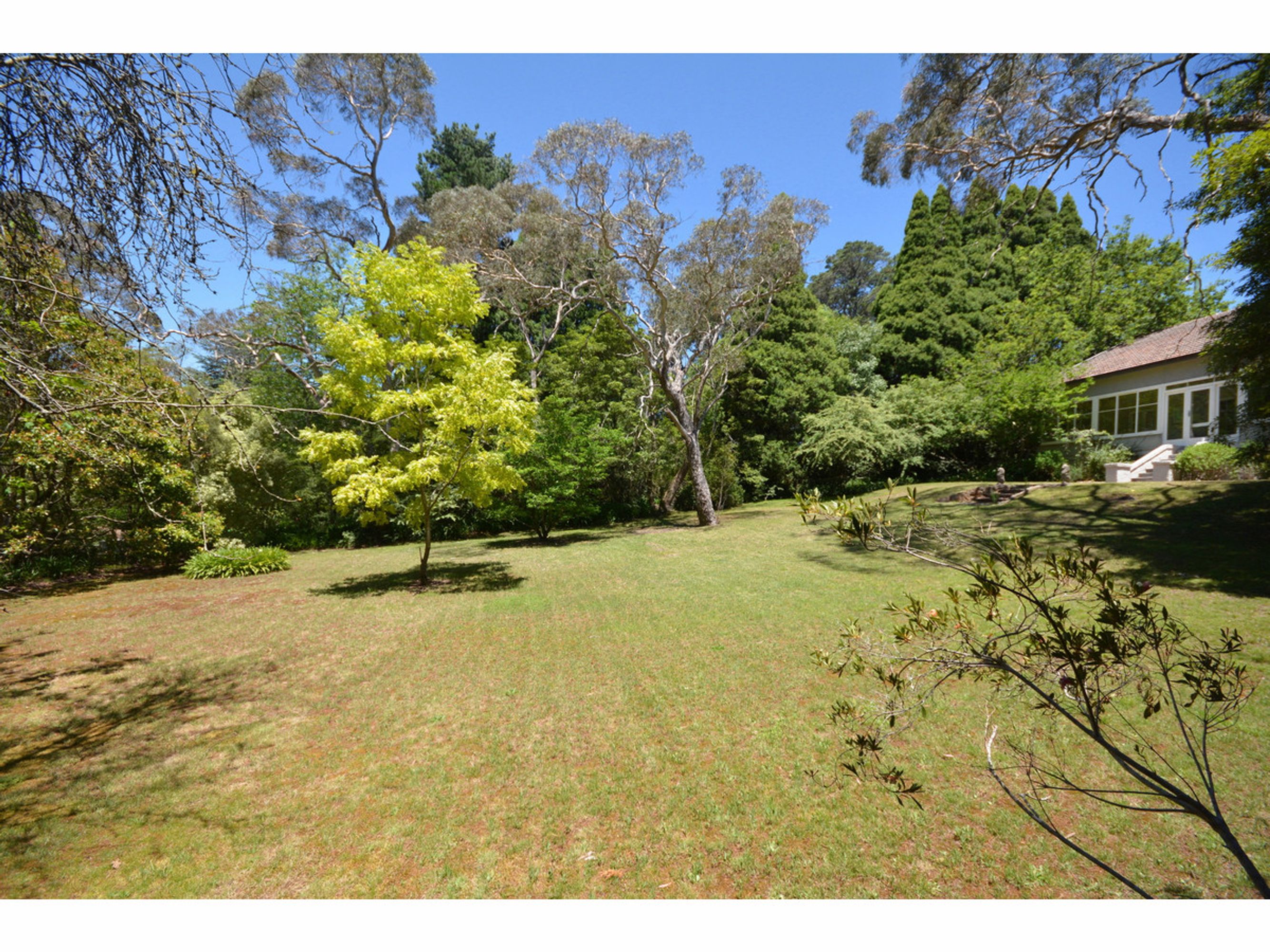 109 Blaxland Road, Wentworth Falls - Thumbnail 3