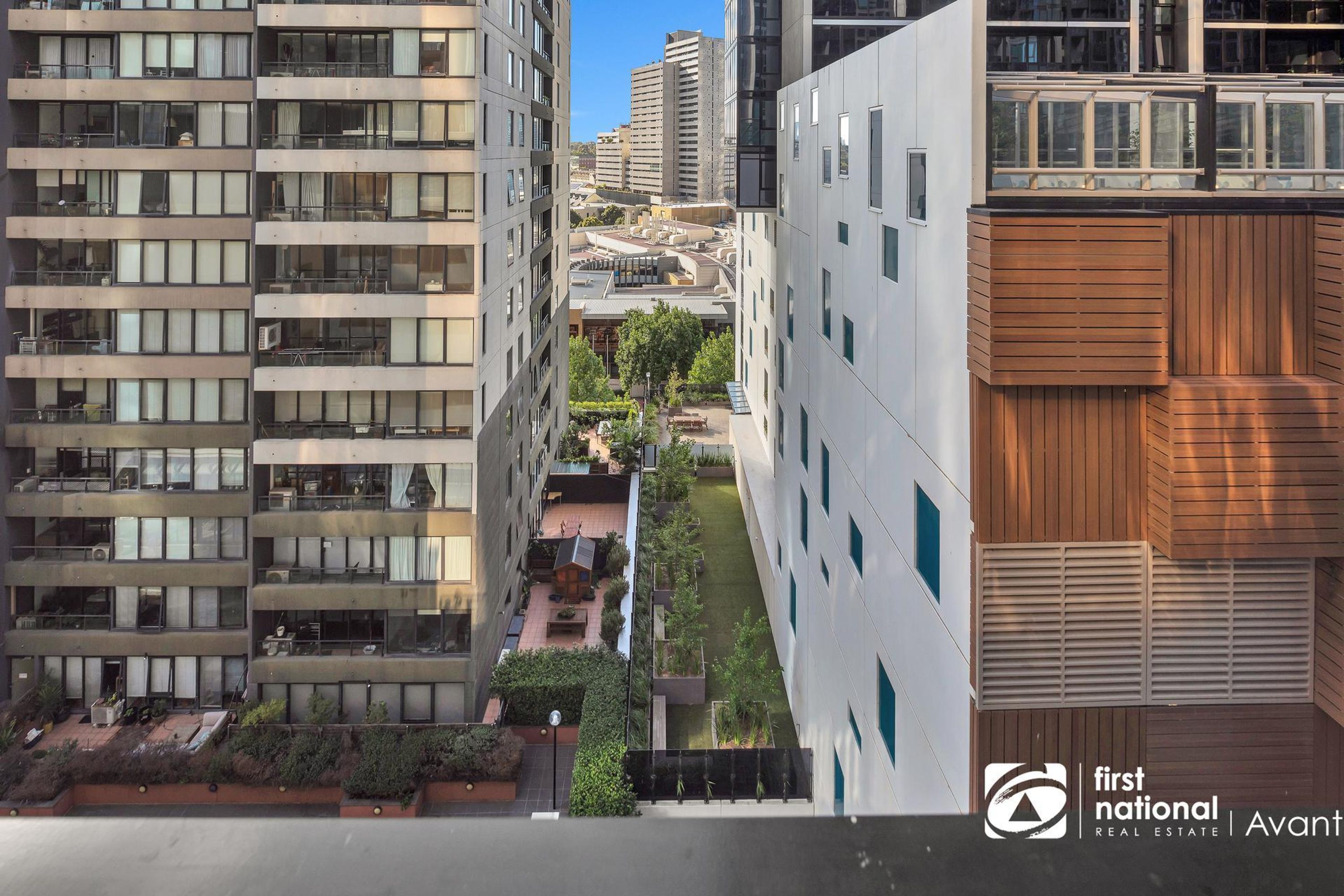 1009/135 City Road, Southbank - Thumbnail 6