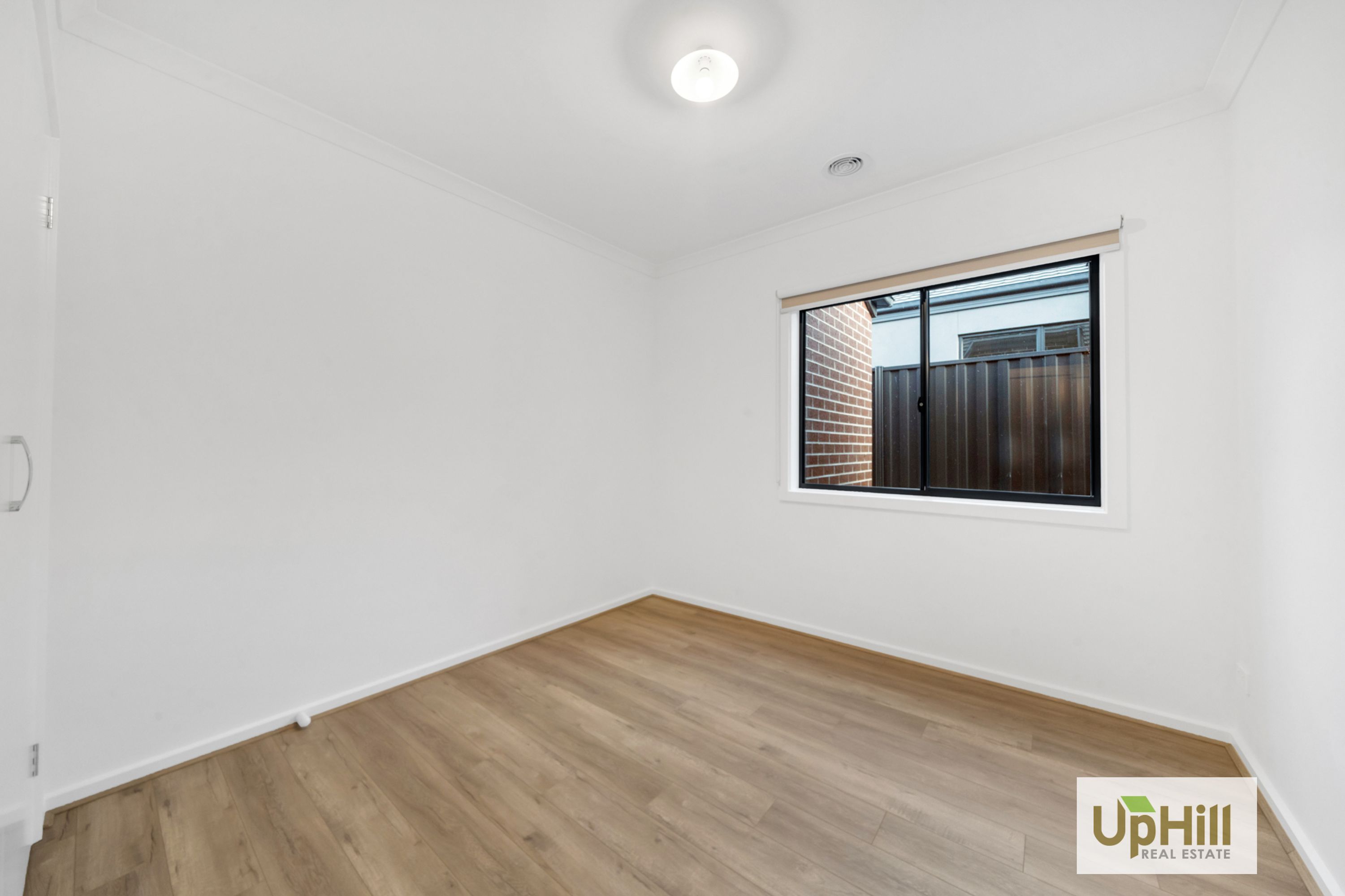 21 Shakeal Way, Clyde North - Thumbnail 7