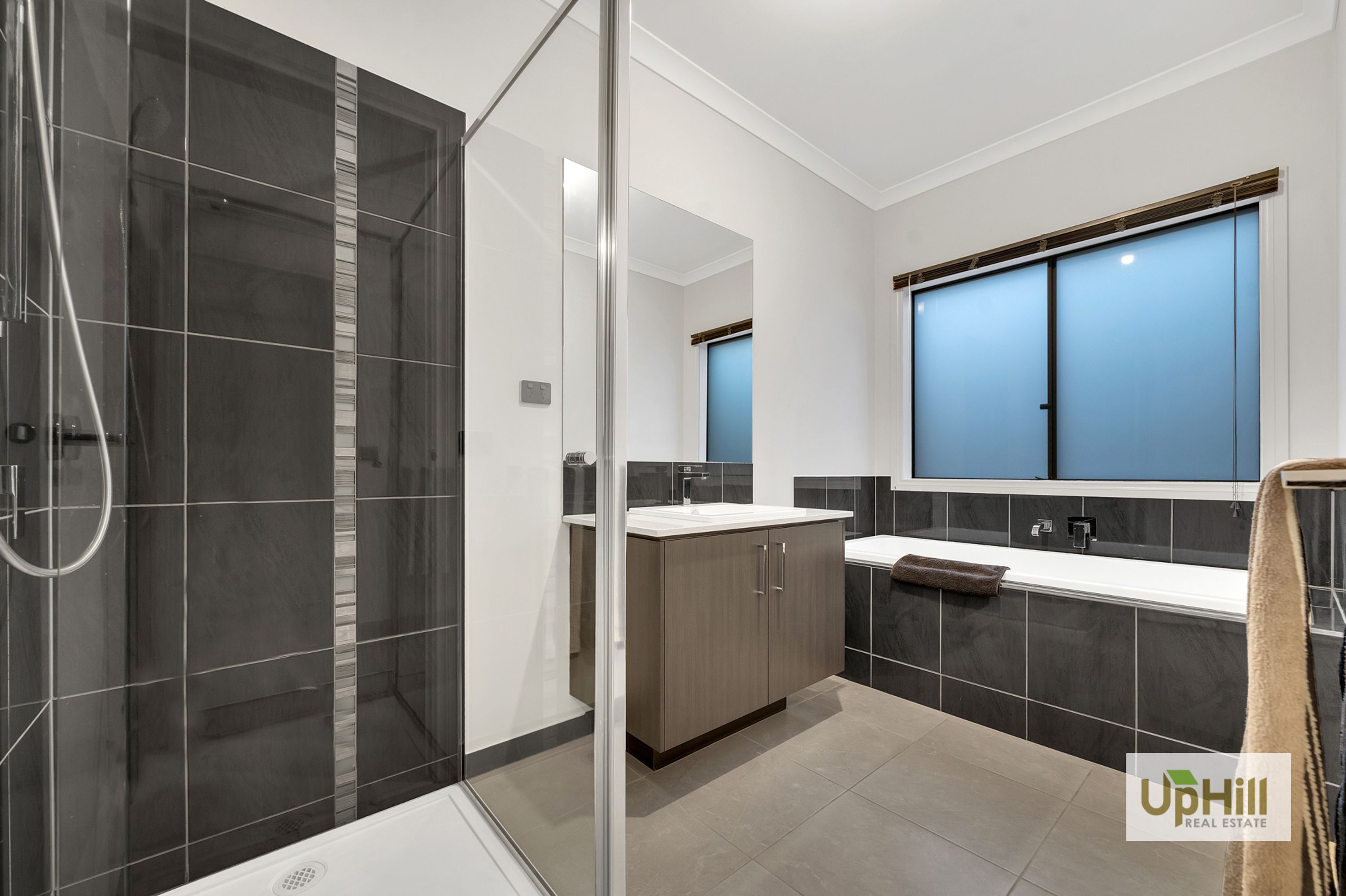50 Picnic Avenue, Clyde North - Thumbnail 7
