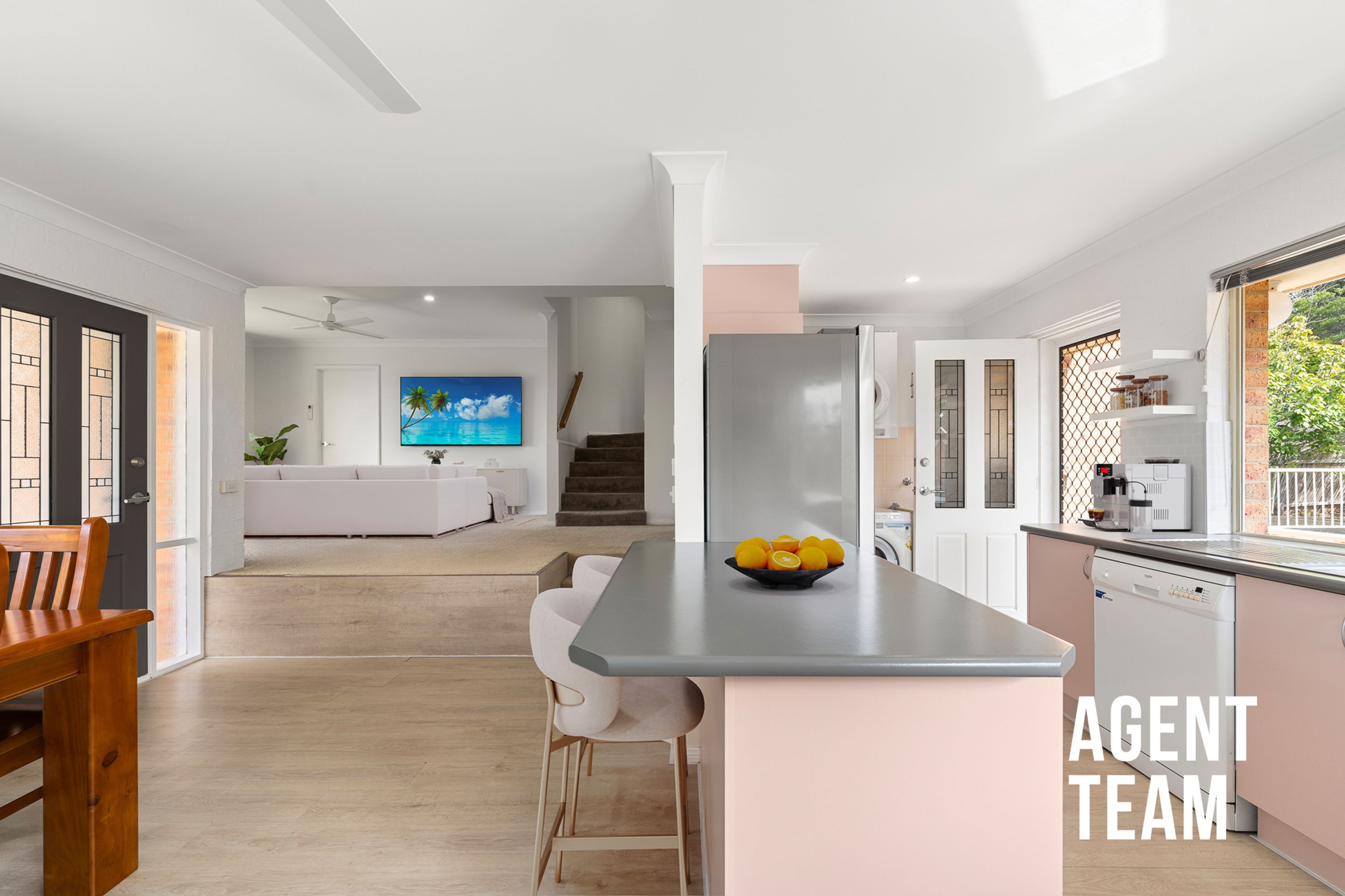 2/70 Cook Avenue, Surf Beach - Thumbnail 3