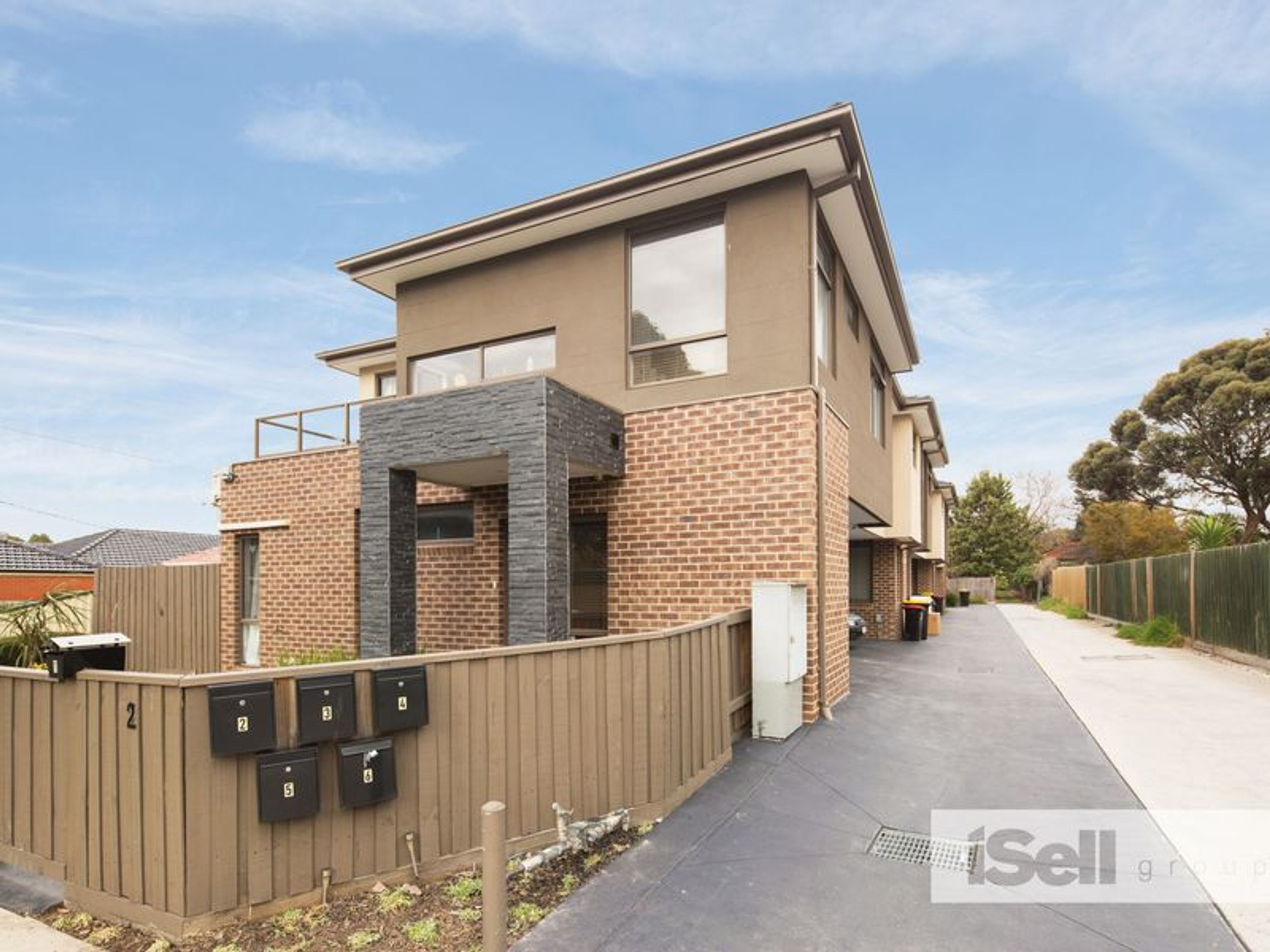6/2 Mary Street, Springvale - Thumbnail 2