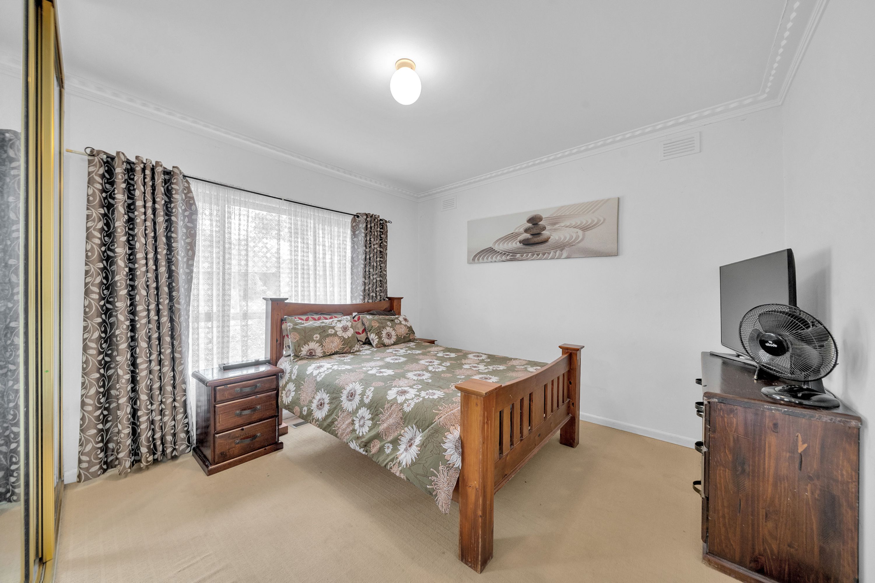 60 Ivanhoe Avenue, St Albans VIC 3021, St Albans - Thumbnail 2
