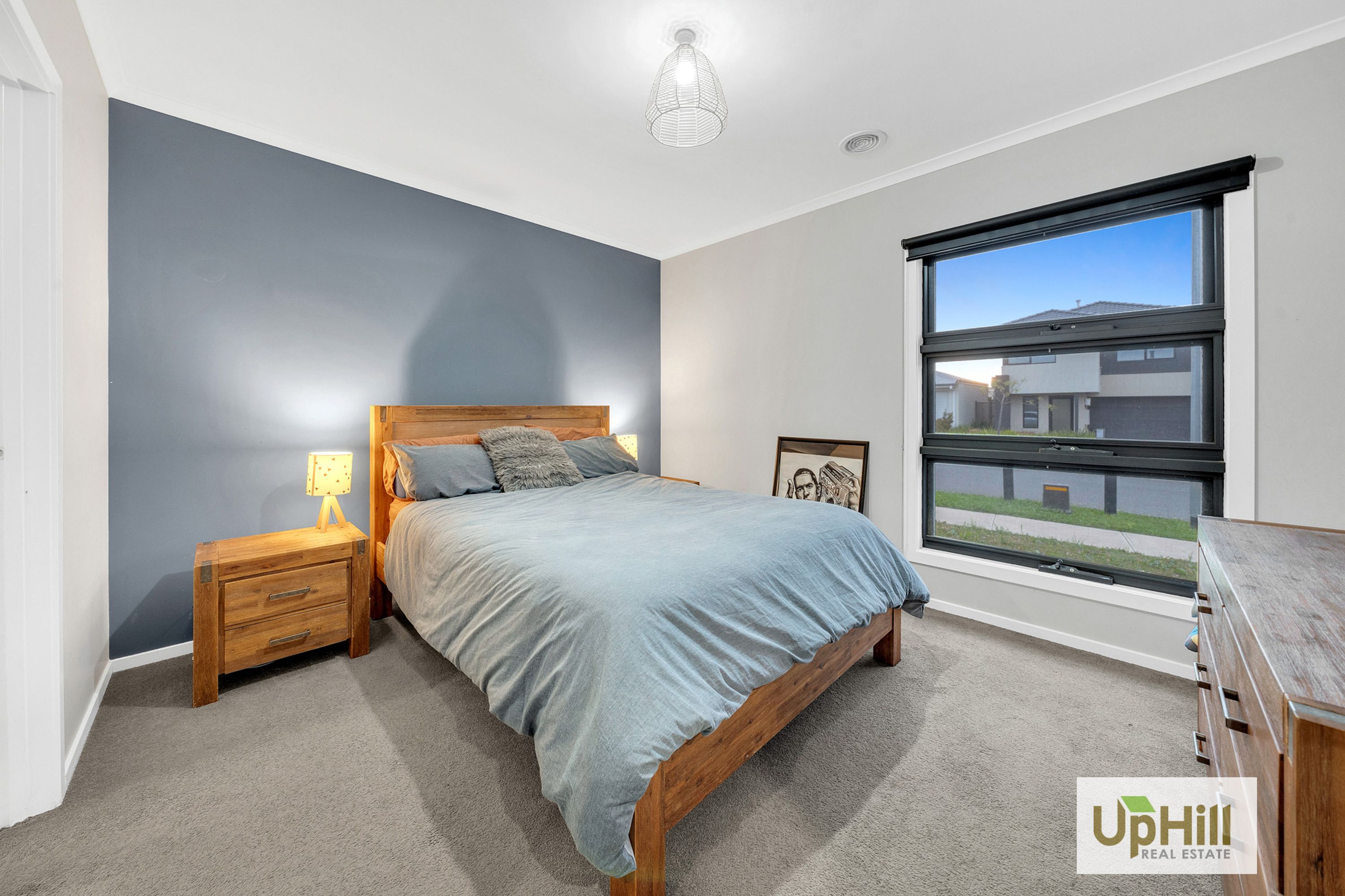 61 Stature Avenue, Clyde North - Thumbnail 3
