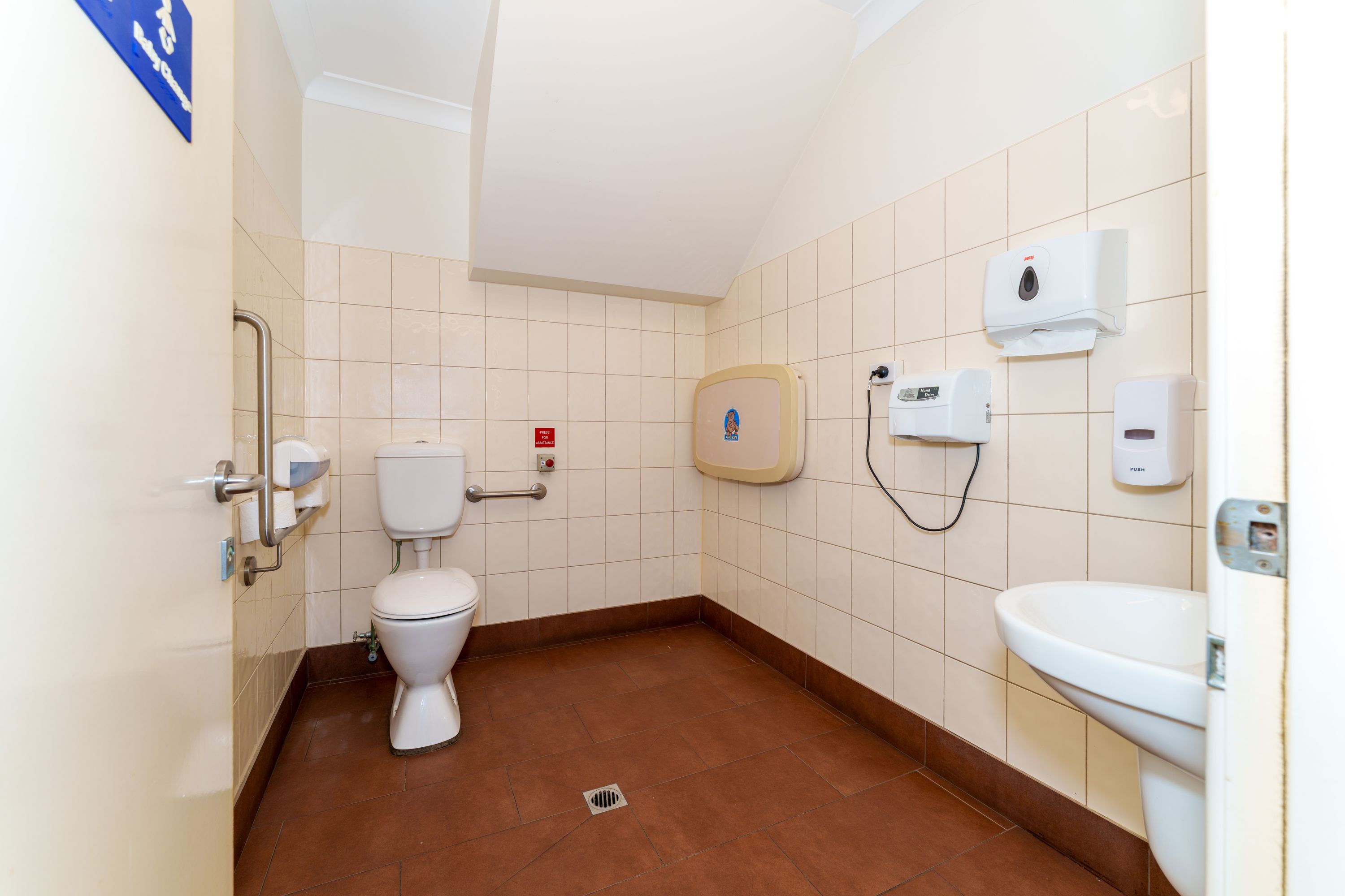 48 Katoomba Street, Katoomba - Thumbnail 6