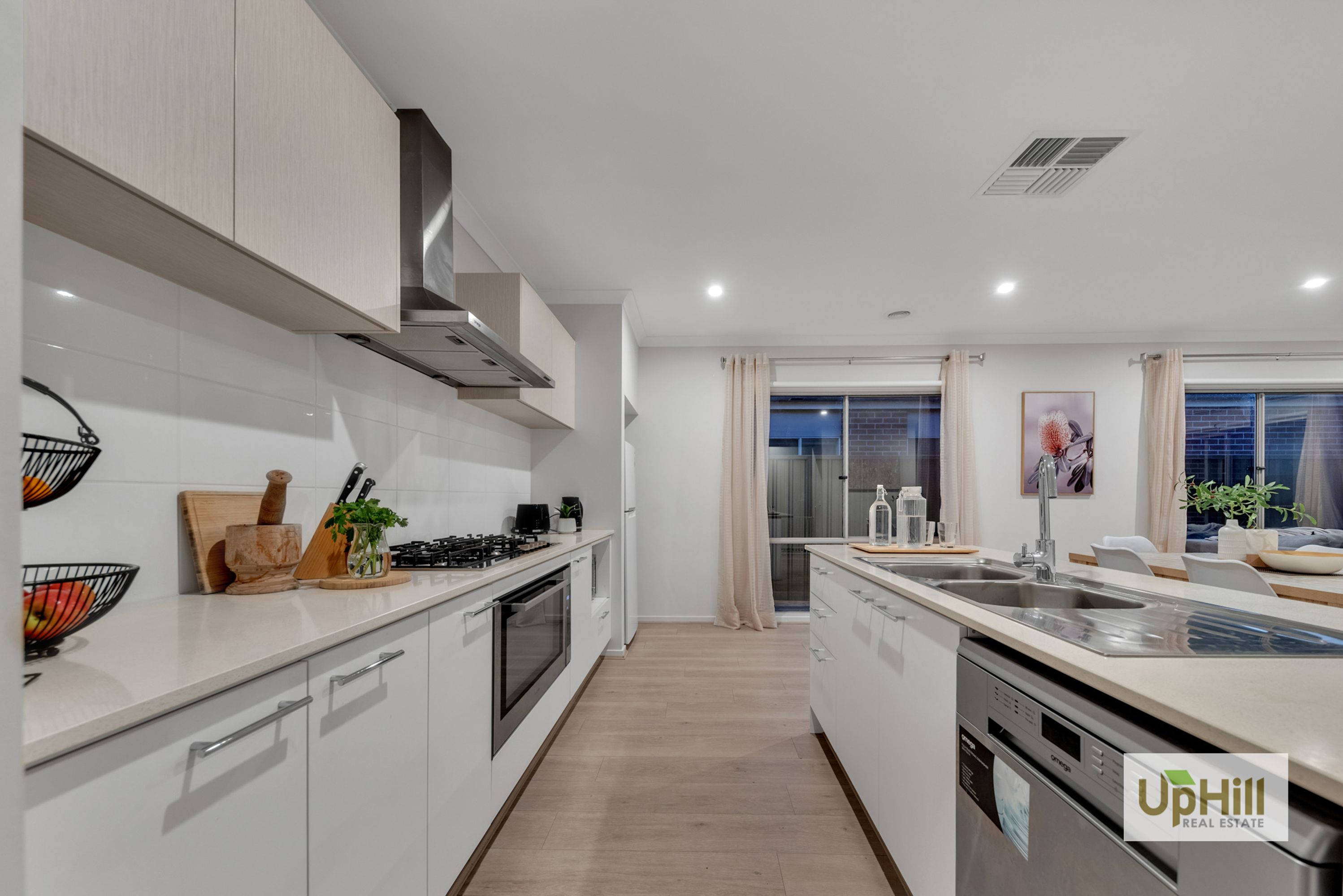 9 Mediterranean Avenue, Clyde - Thumbnail 8
