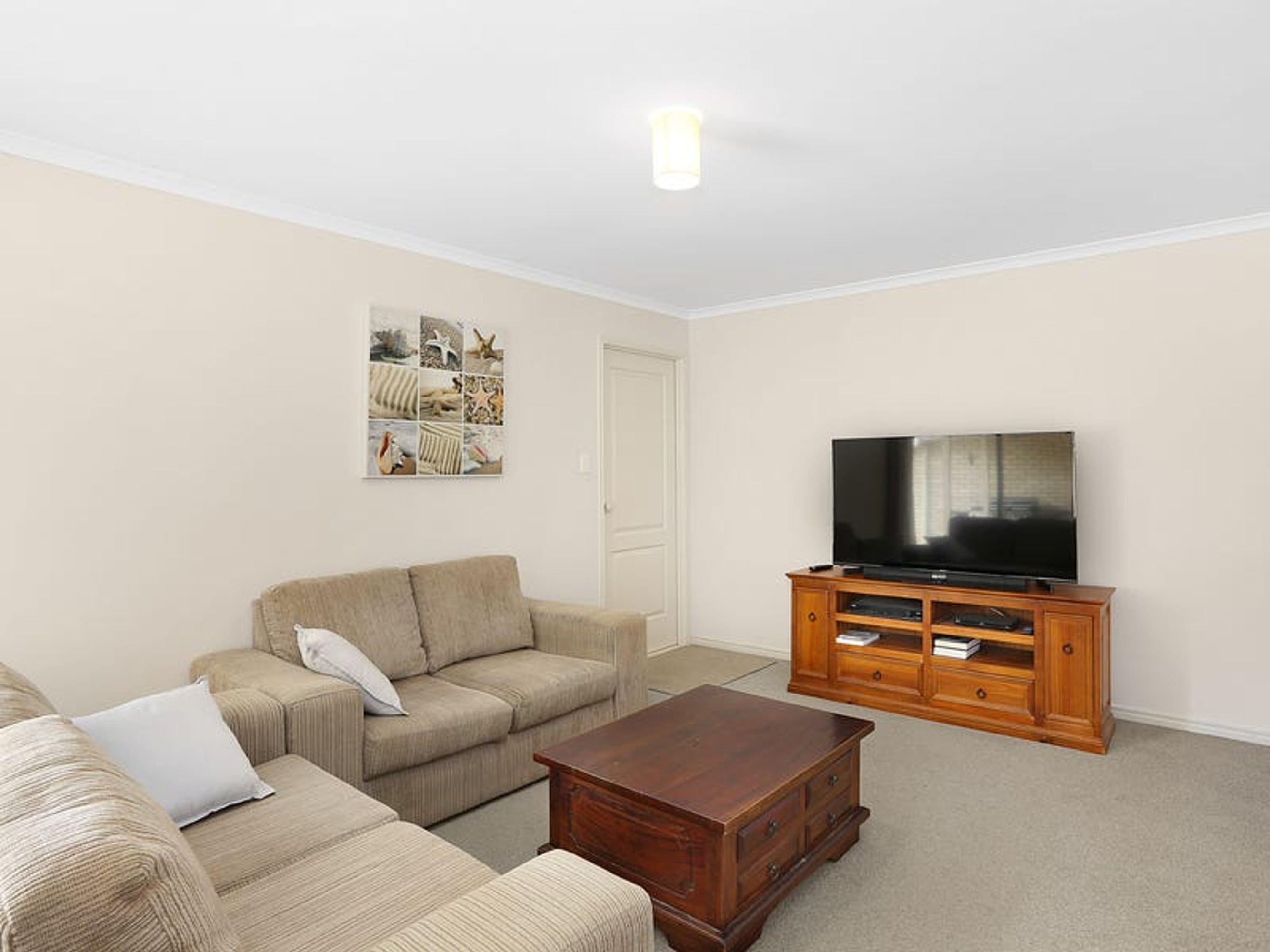 6 Cockatiel Crescent, Gulmarrad - Thumbnail 7