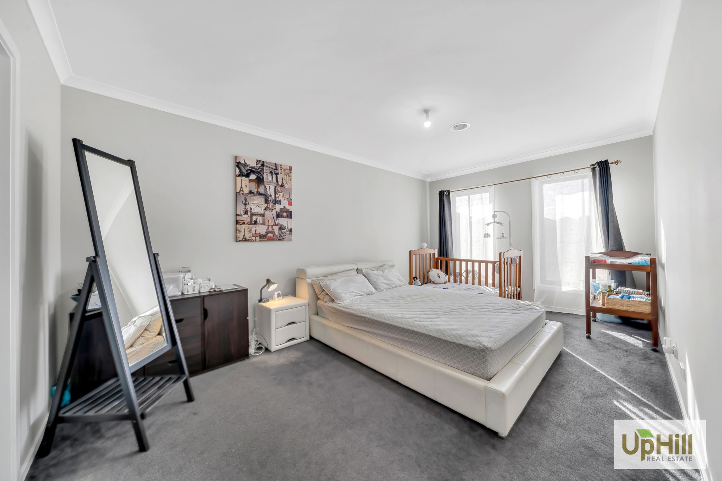 64 SERENE WAY, Clyde North - Thumbnail 2