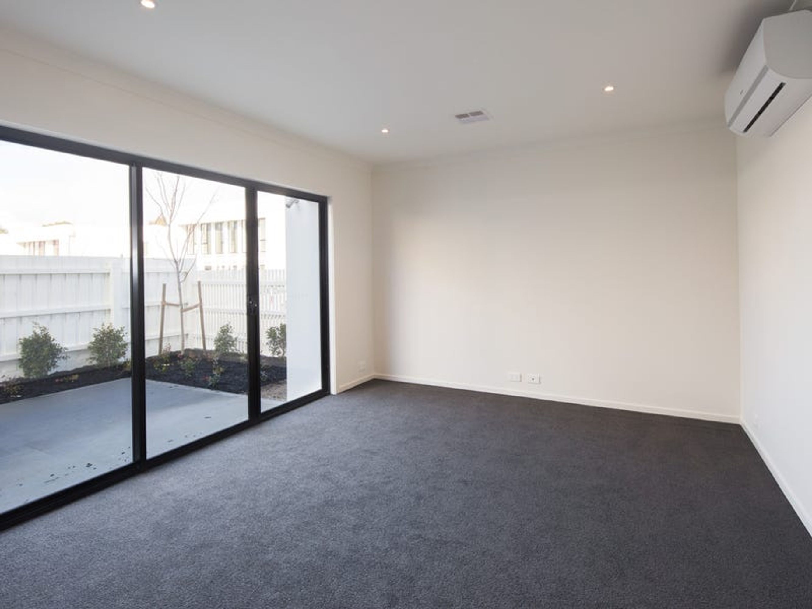 2 Talara Close, Springvale - Thumbnail 8