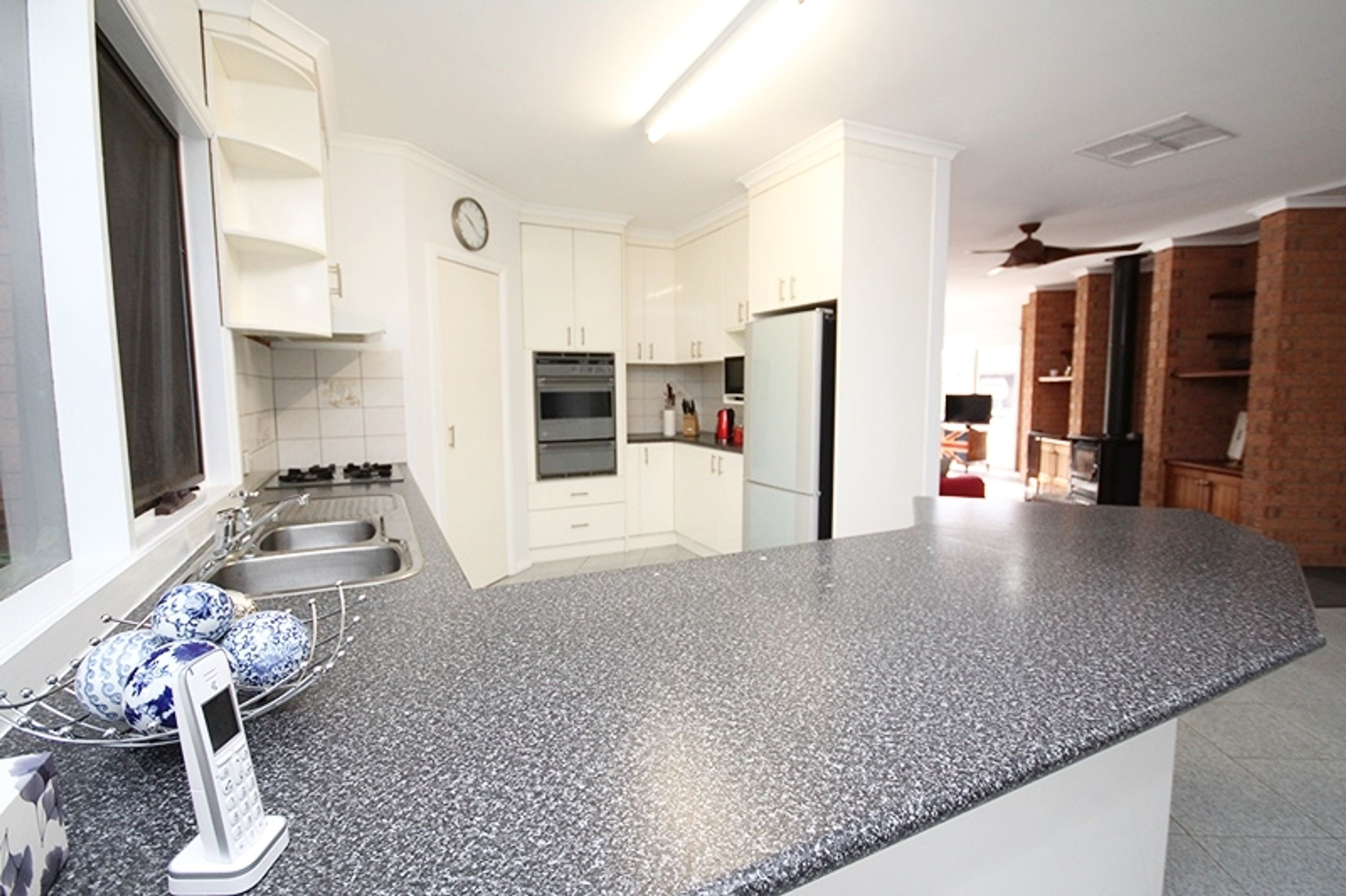1 Hayes Drive, Horsham VIC 3400, Horsham - Thumbnail 8