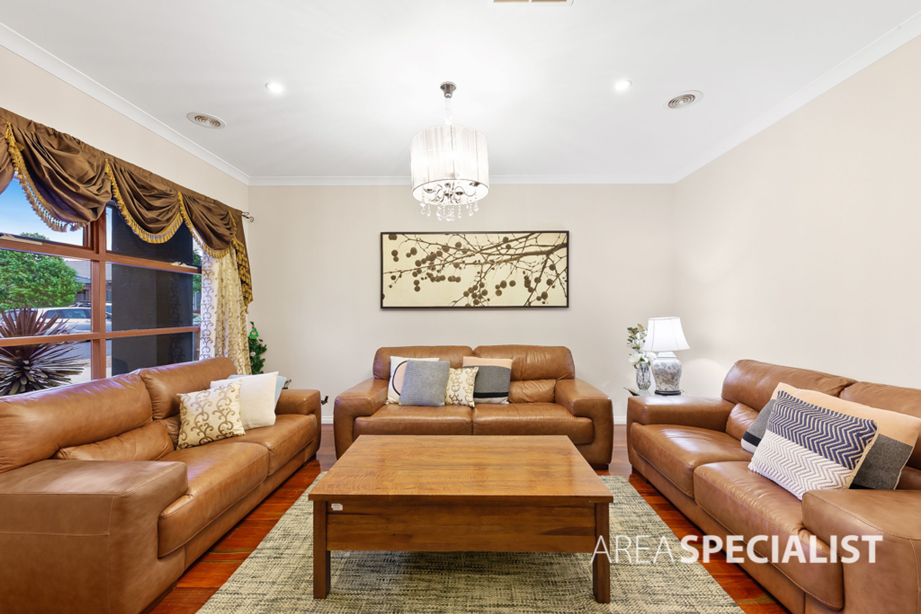 8 Phoenix Grove, Fraser Rise VIC 3336, Fraser Rise - Thumbnail 6