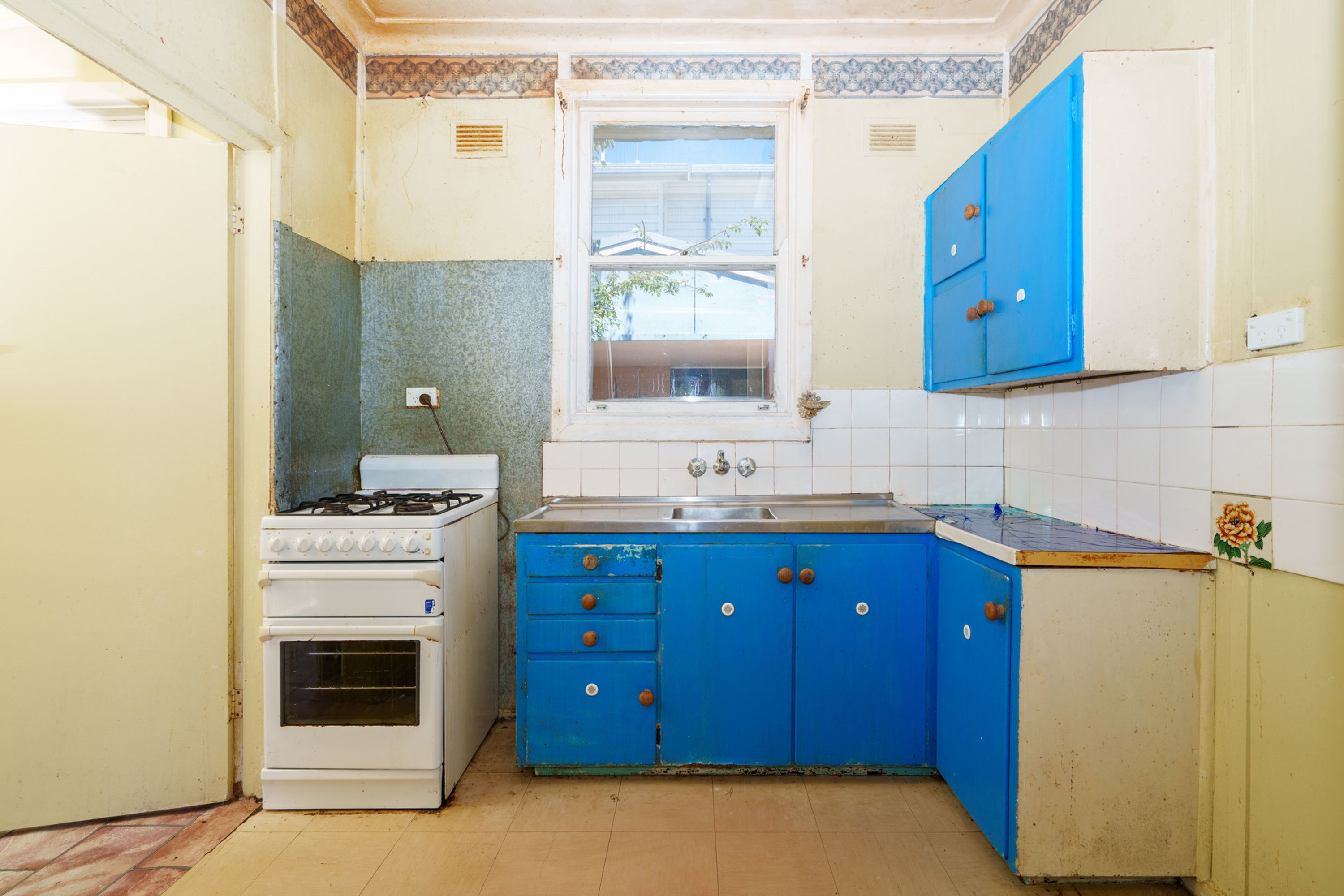 10 Whinmoor Street, Katoomba - Thumbnail 7