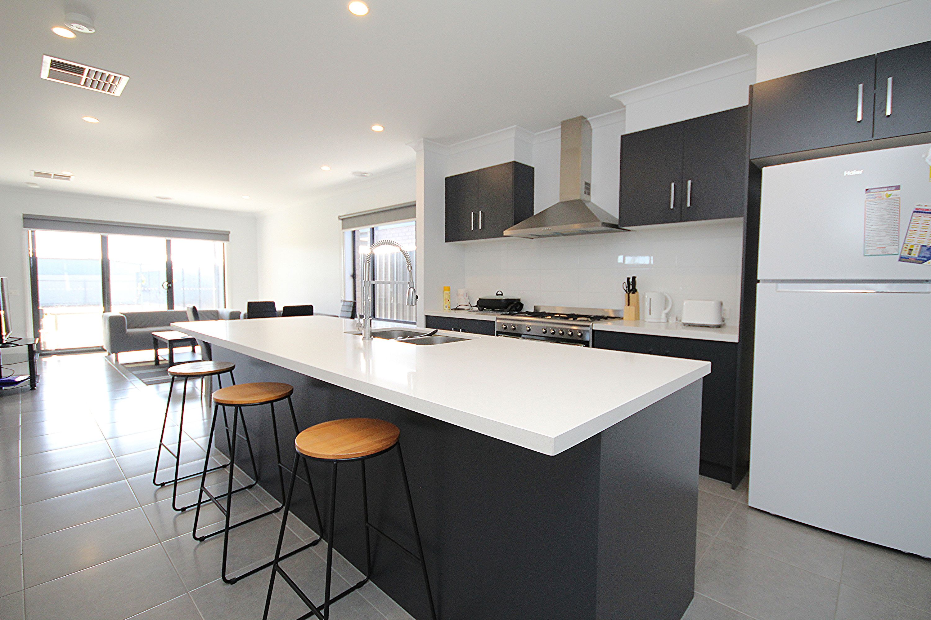 2/26 Vine Avenue, Horsham VIC 3400, Horsham - Thumbnail 3