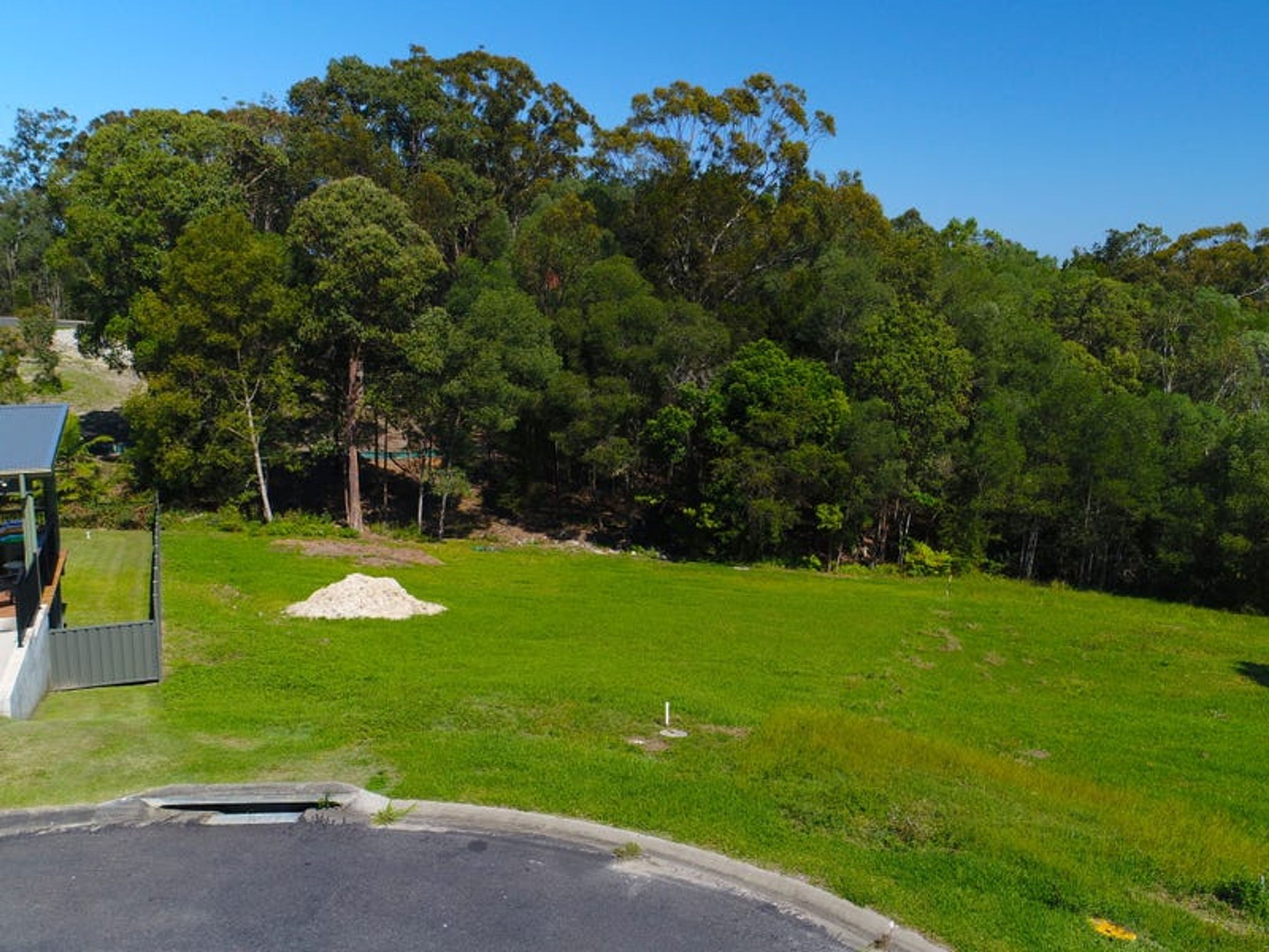 13 The Glen, Maclean - Thumbnail 3