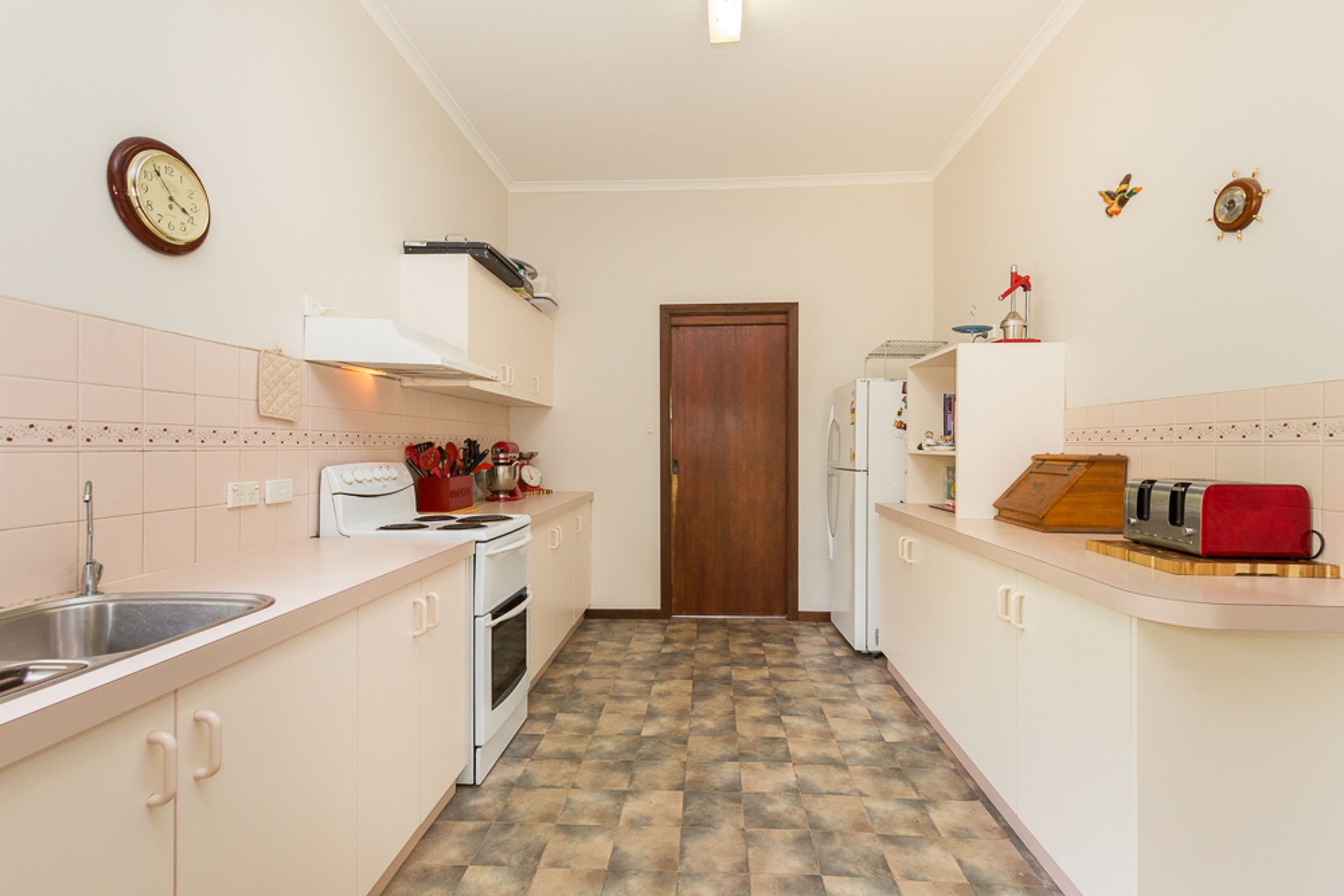 6 Bradshaw Street, Horsham VIC 3400, Horsham - Thumbnail 4