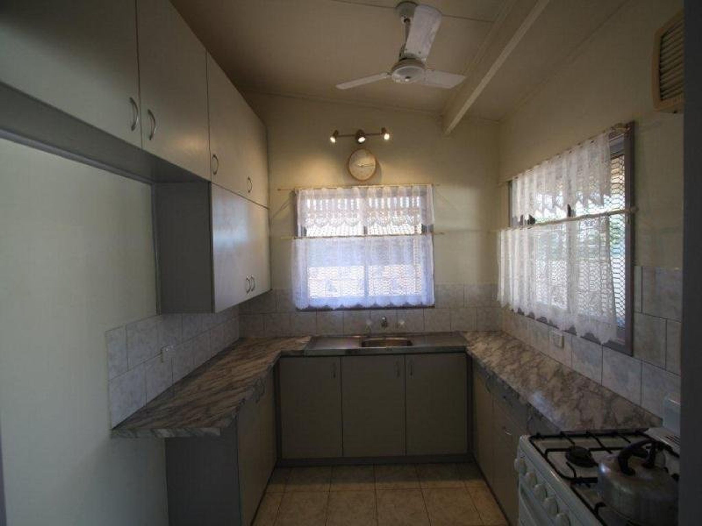 18 Lovell Place, South Hedland, South Hedland - Thumbnail 8