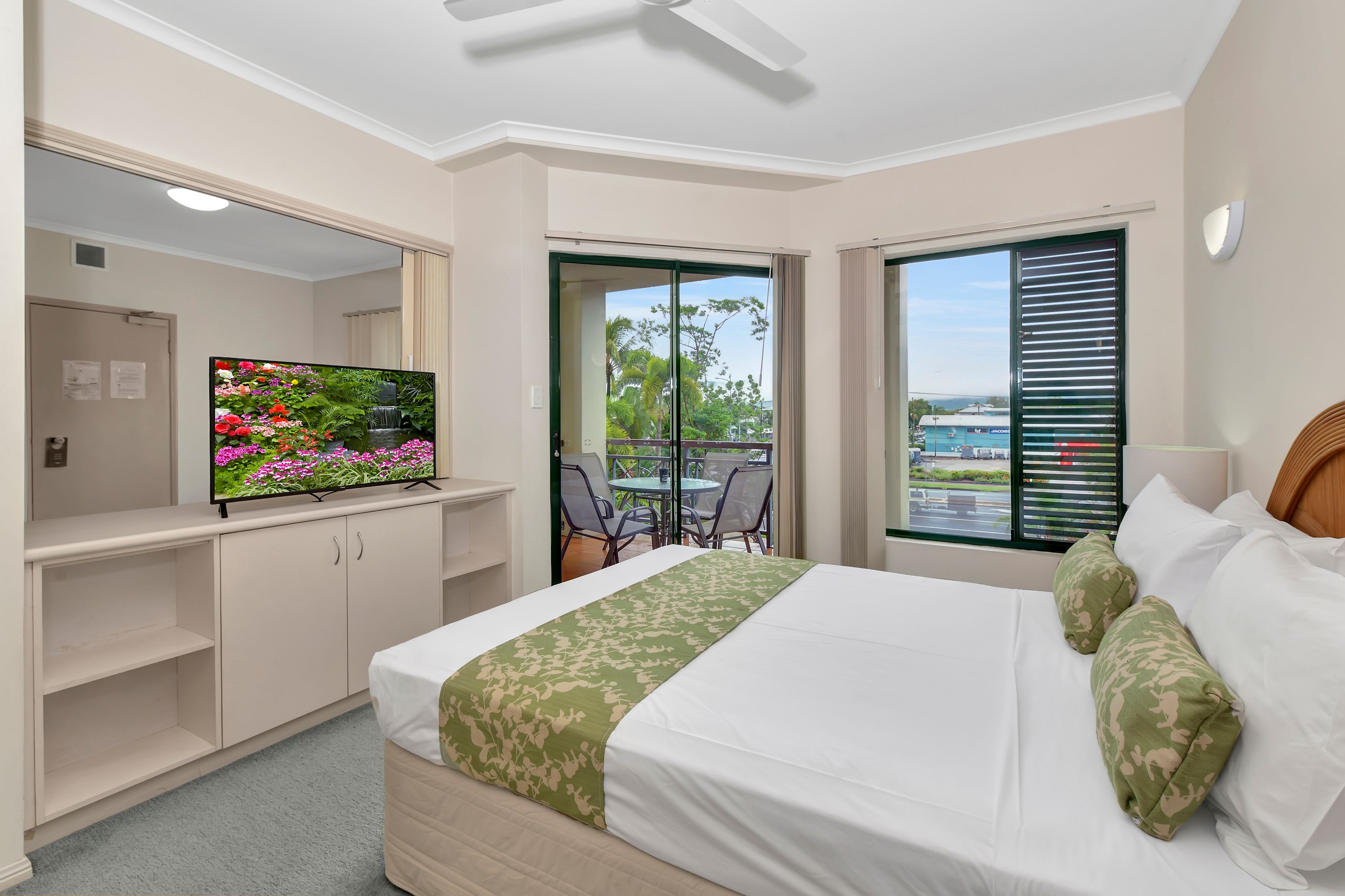 18/294-298 Sheridan Street, Cairns North - Thumbnail 6